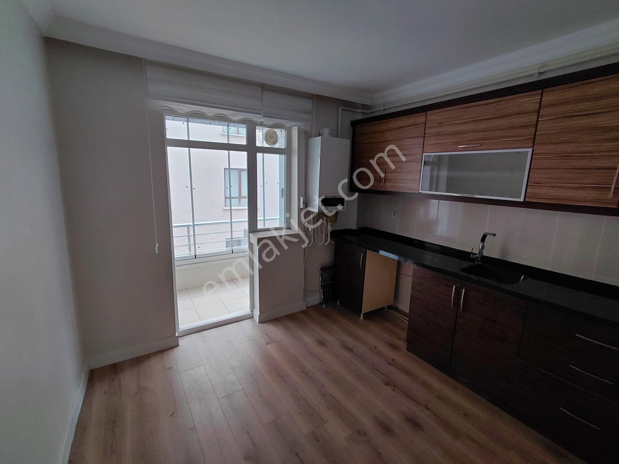 Vatan'da Bademlikte 3.ara Katta Asansörlü Lüx Yapılı 125 M2 3+1 - Görsel 23