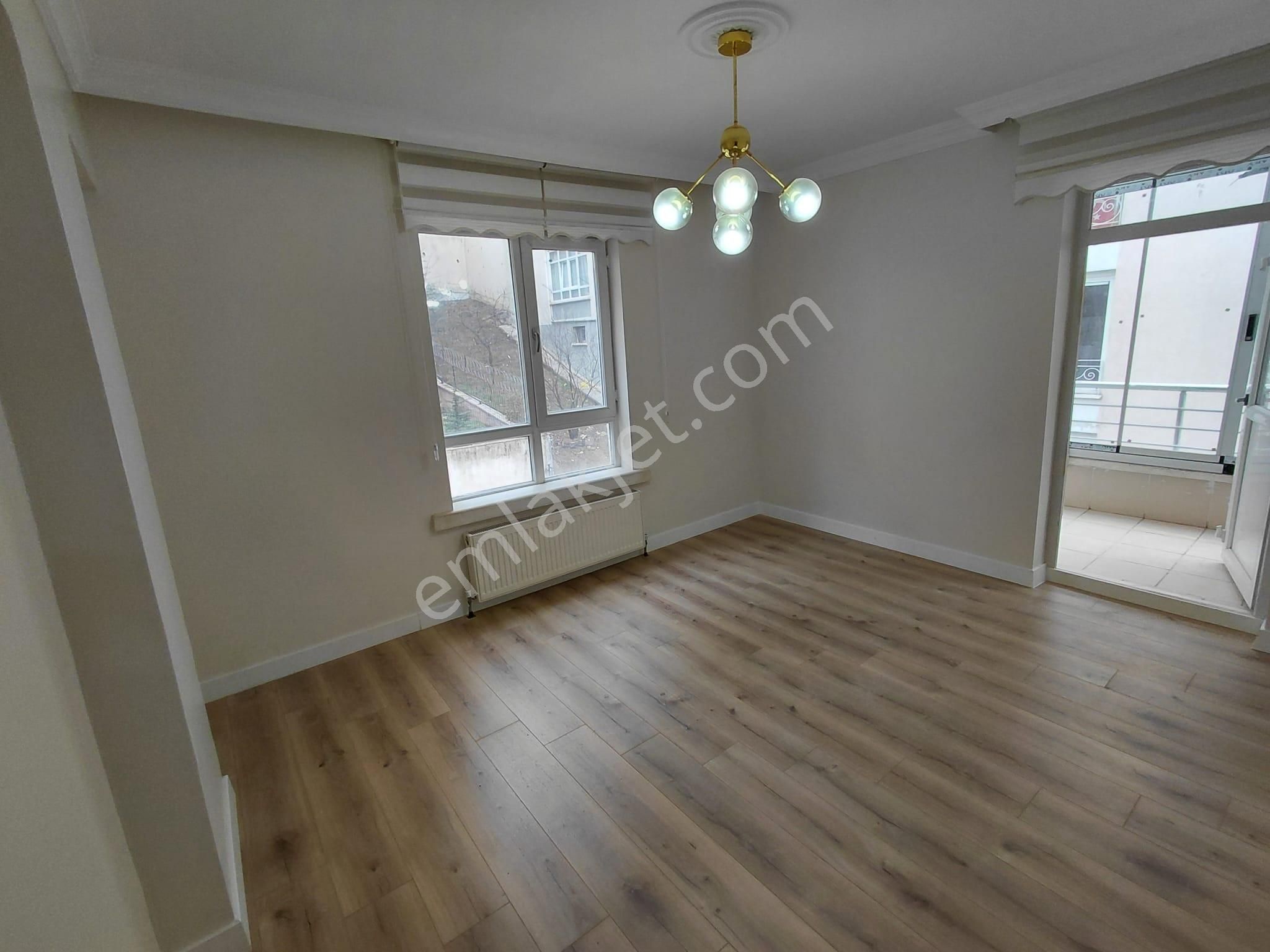 Vatan'da Bademlikte 3.ara Katta Asansörlü Lüx Yapılı 125 M2 3+1 - Görsel 12