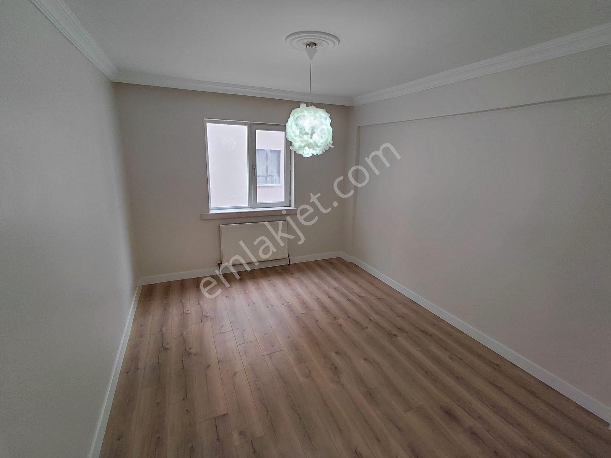 Vatan'da Bademlikte 3.ara Katta Asansörlü Lüx Yapılı 125 M2 3+1 - Görsel 11