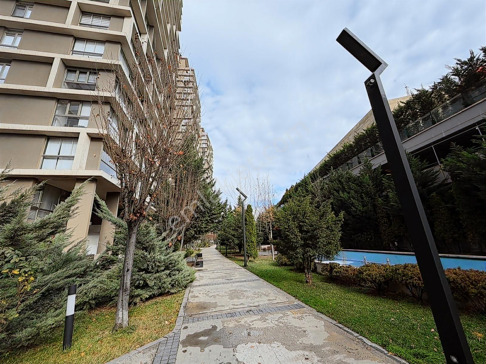 Batıkent Atlantis City Mercan Blokta 23. Kat 4+1 Kiralık Daire