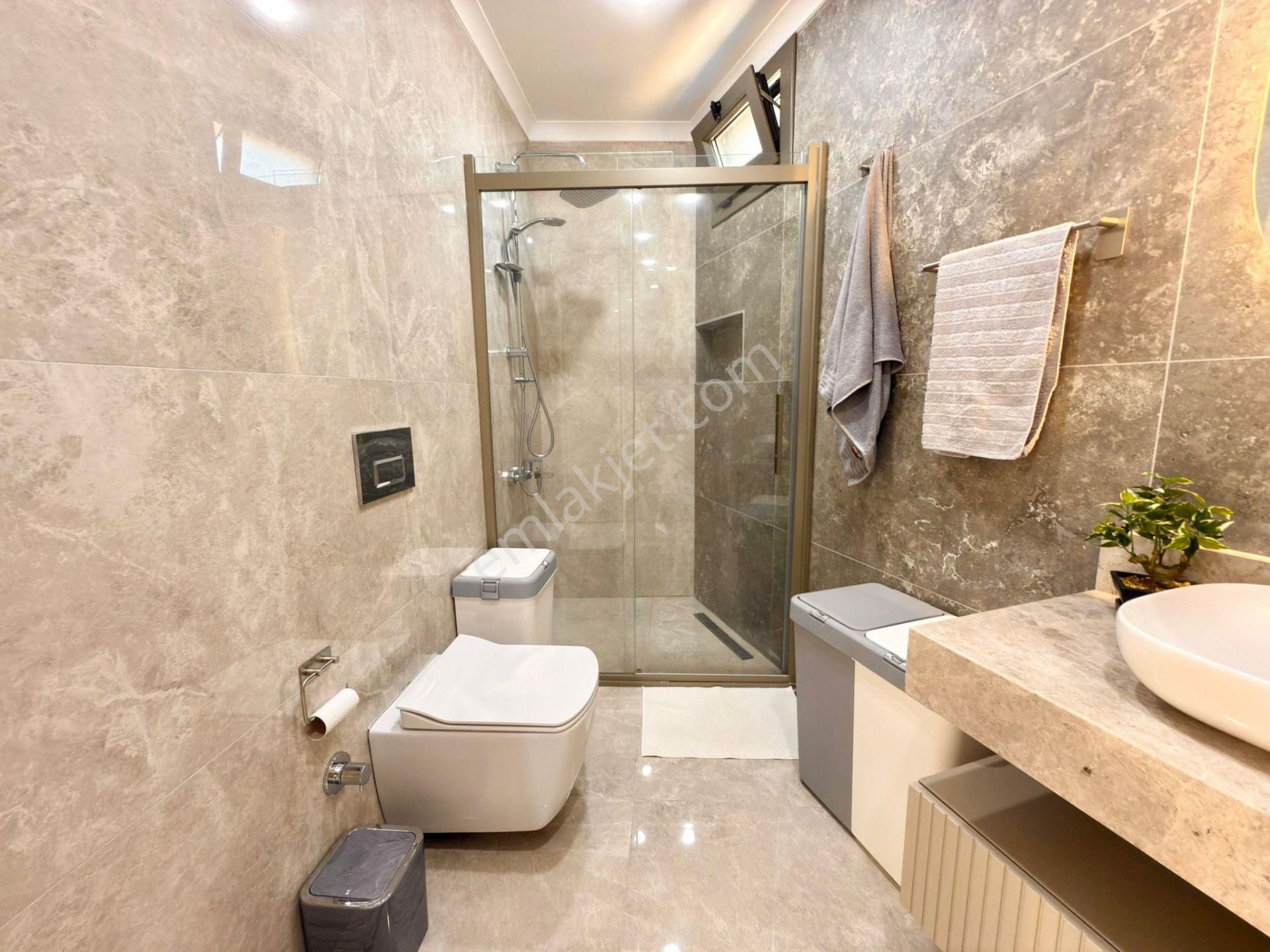 Yükselden Satılık Gürede Full Manzara Müstakil Havuzlu Tek Başına 4+1 Villa - Görsel 27