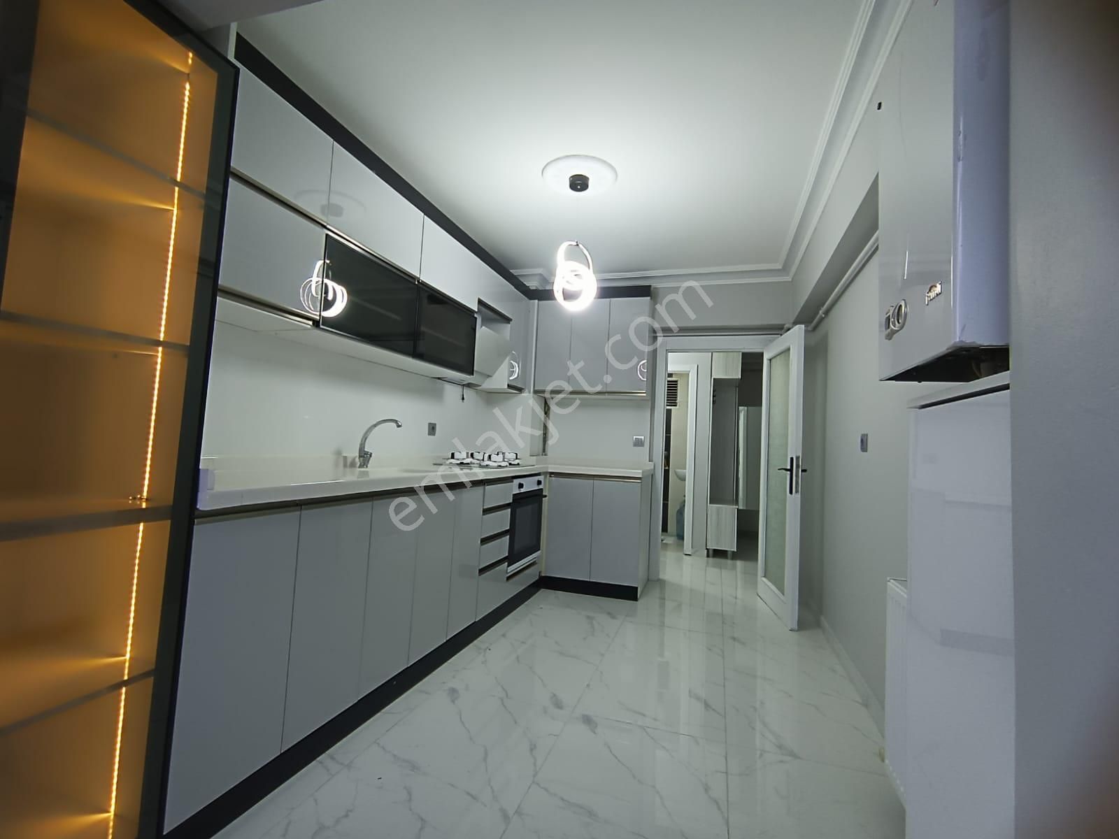 Sincan Tandoğan Mahallesinde 3+1 Satılık Geniş Daire - Görsel 3