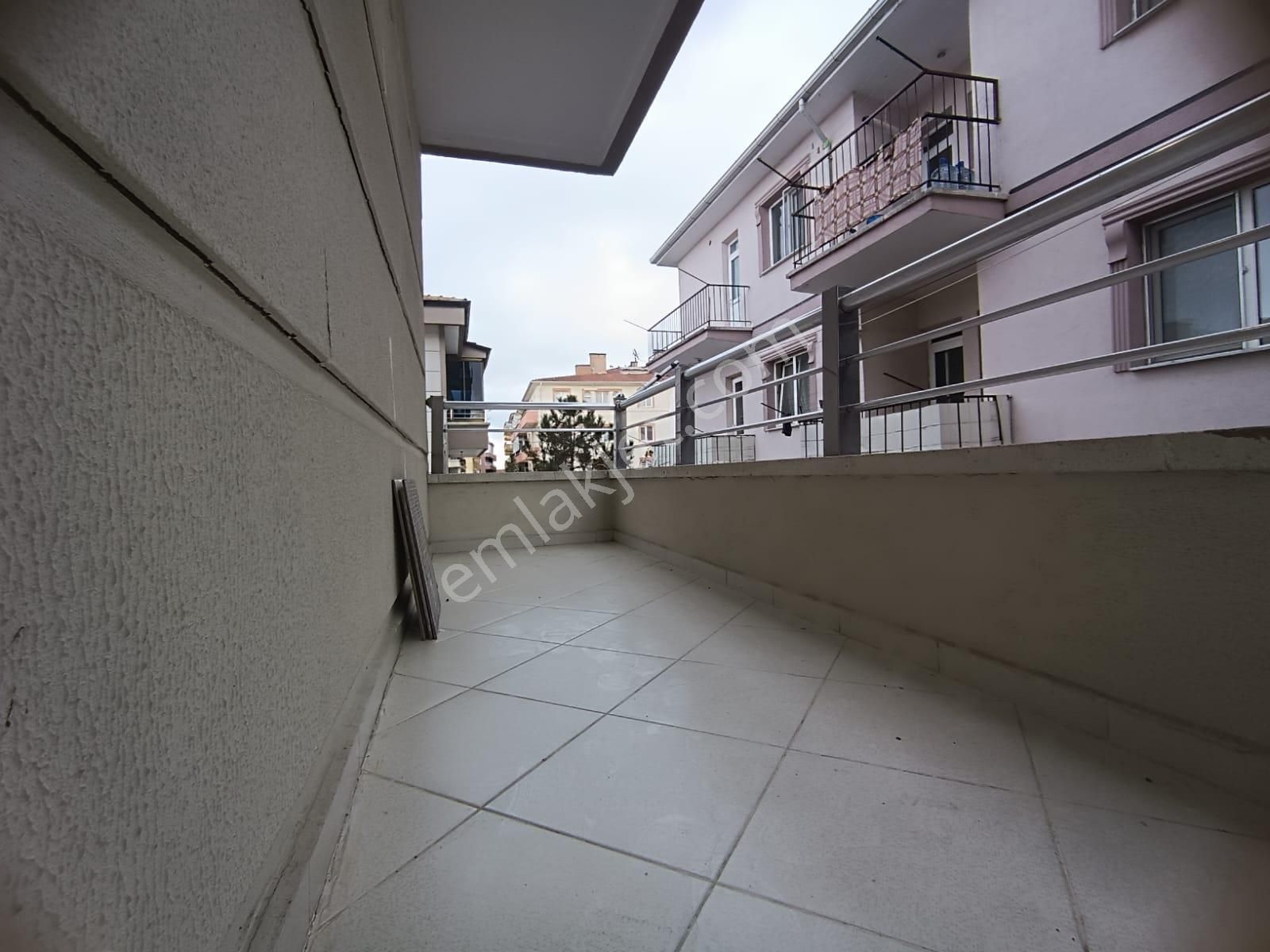 Sincan Tandoğan Mahallesinde 3+1 Satılık Geniş Daire - Görsel 6