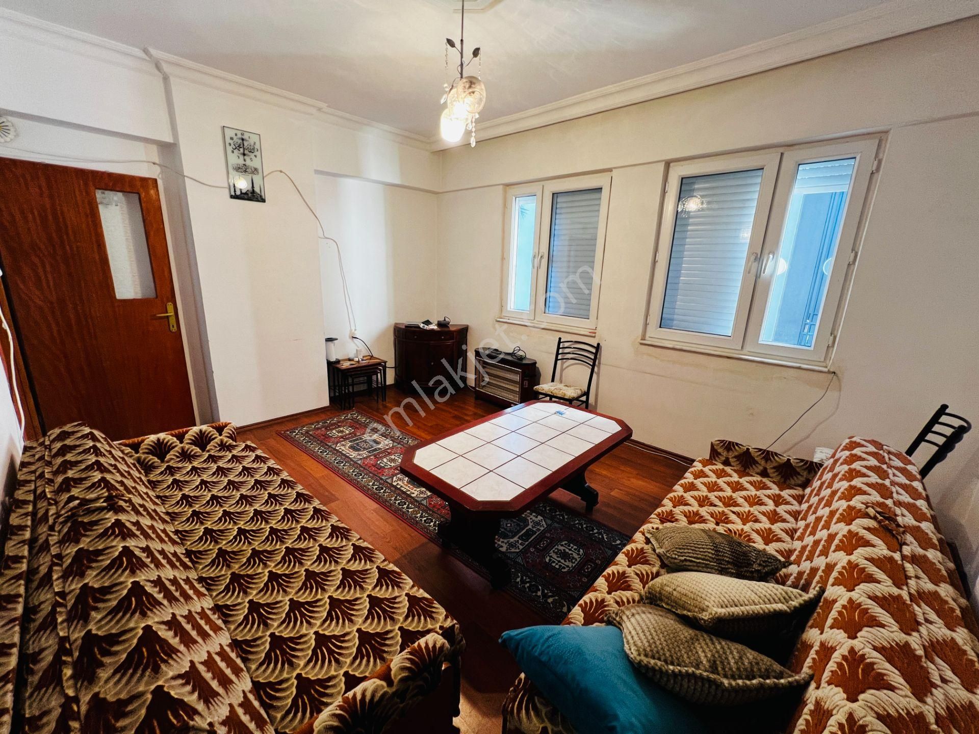 Cadde Üstü Çok Geniş Fırsat 3+1 Daire - Görsel 5