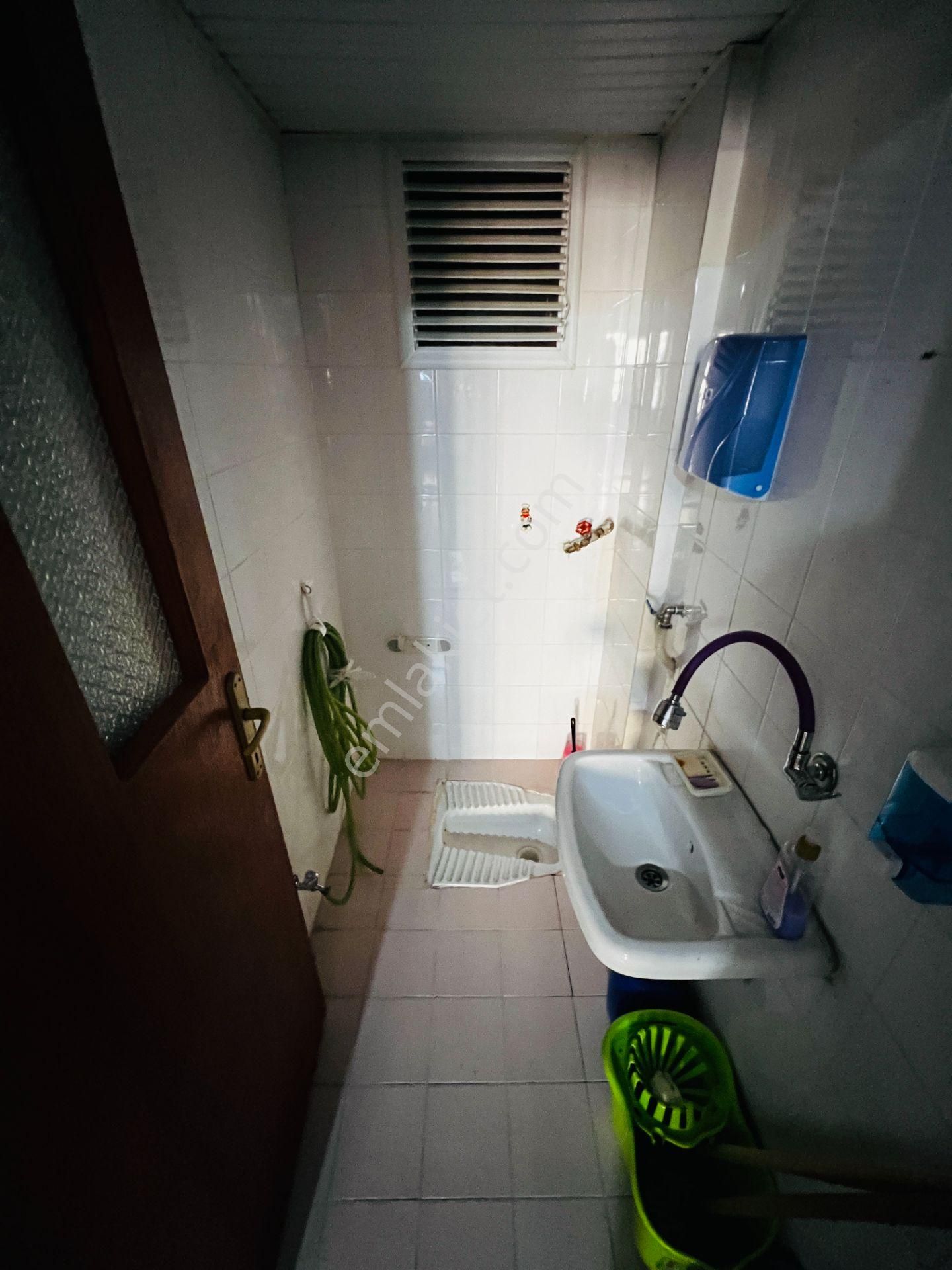 Cadde Üstü Çok Geniş Fırsat 3+1 Daire - Görsel 26