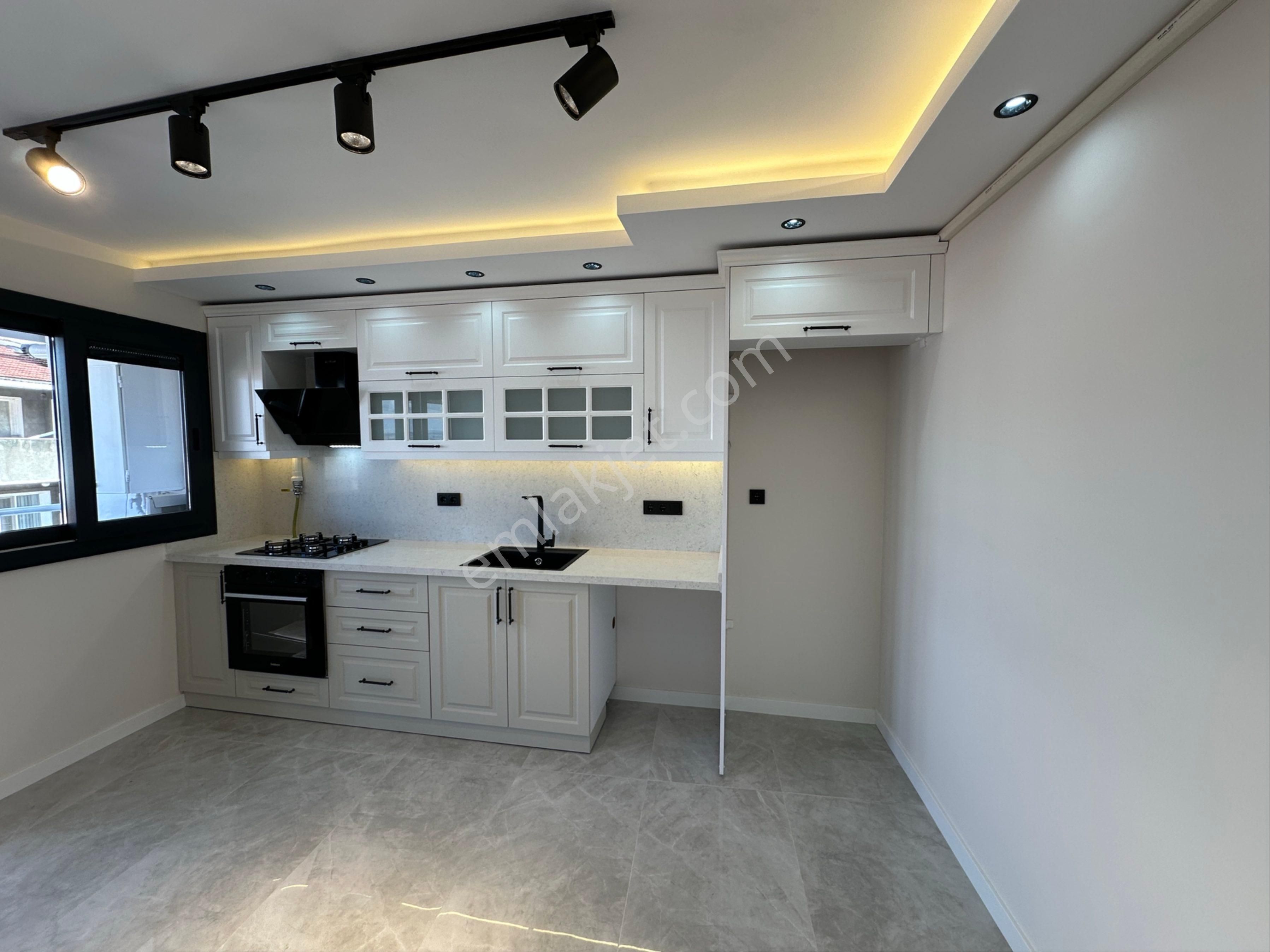 Msg'den Vali Vecdi Gönül Karşısı Deniz Manzaralı 3+1 Geniş Daire - Görsel 39