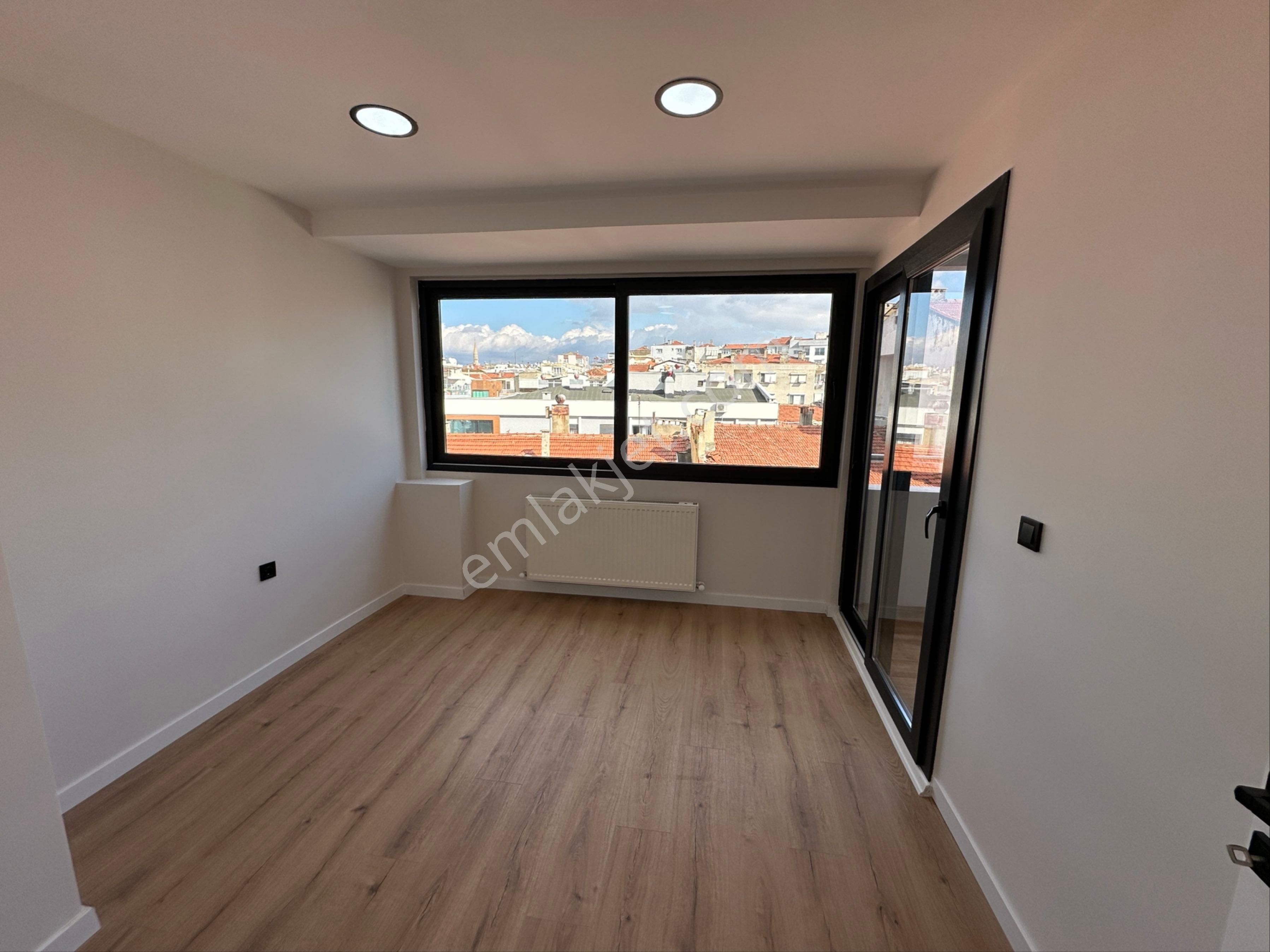 Msg'den Vali Vecdi Gönül Karşısı Deniz Manzaralı 3+1 Geniş Daire - Görsel 16