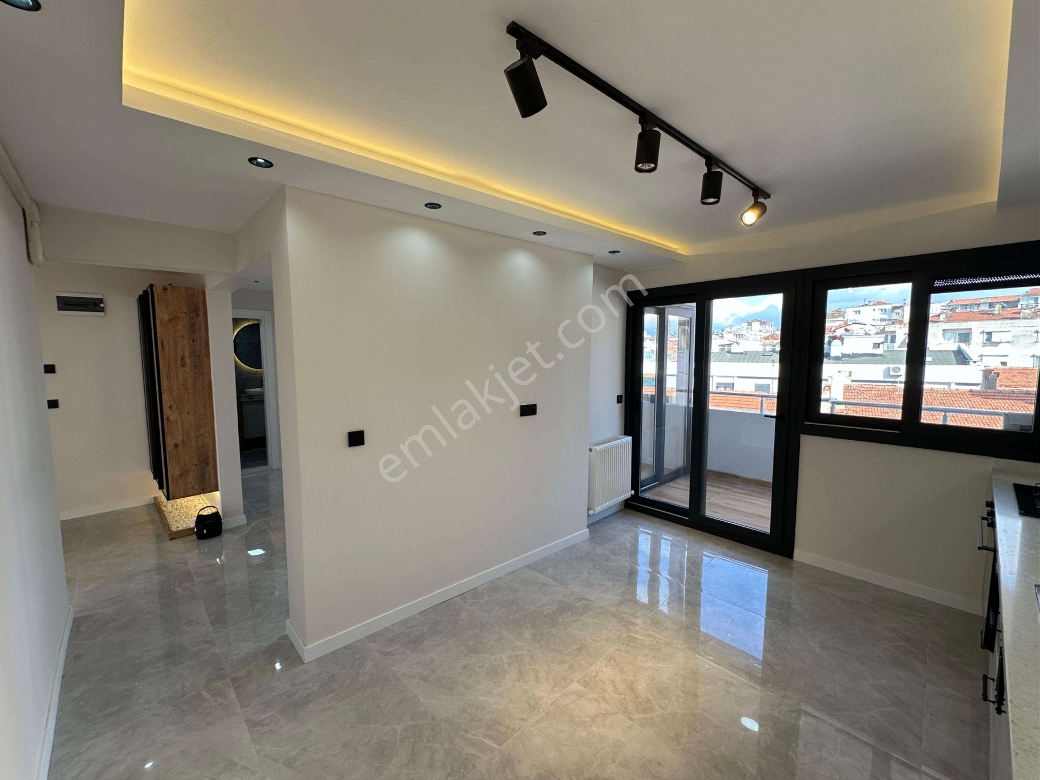 Msg'den Vali Vecdi Gönül Karşısı Deniz Manzaralı 3+1 Geniş Daire - Görsel 42