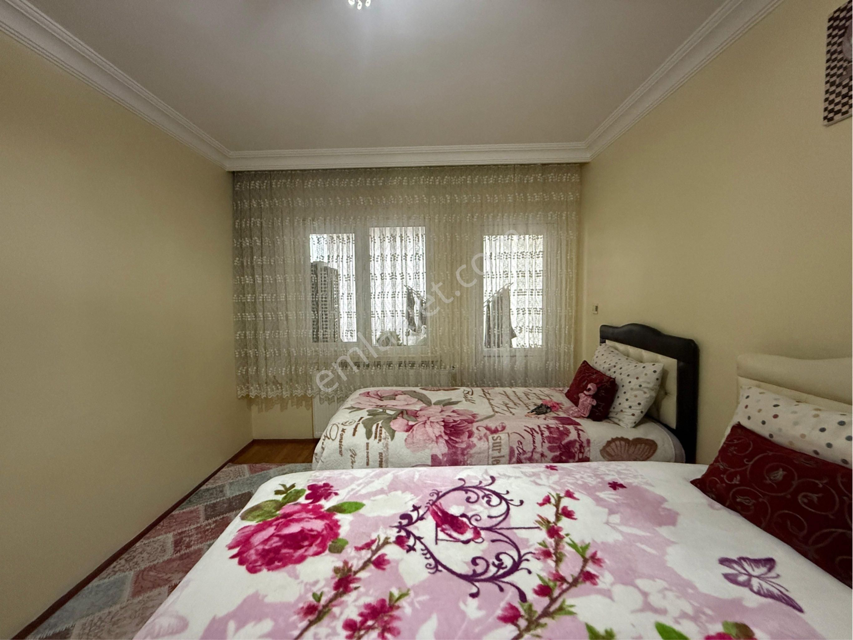 Öz Maşallah Dan Sakin Sokakta Geniş Şık 3+1daire Asansörlü İskanlı - Görsel 12