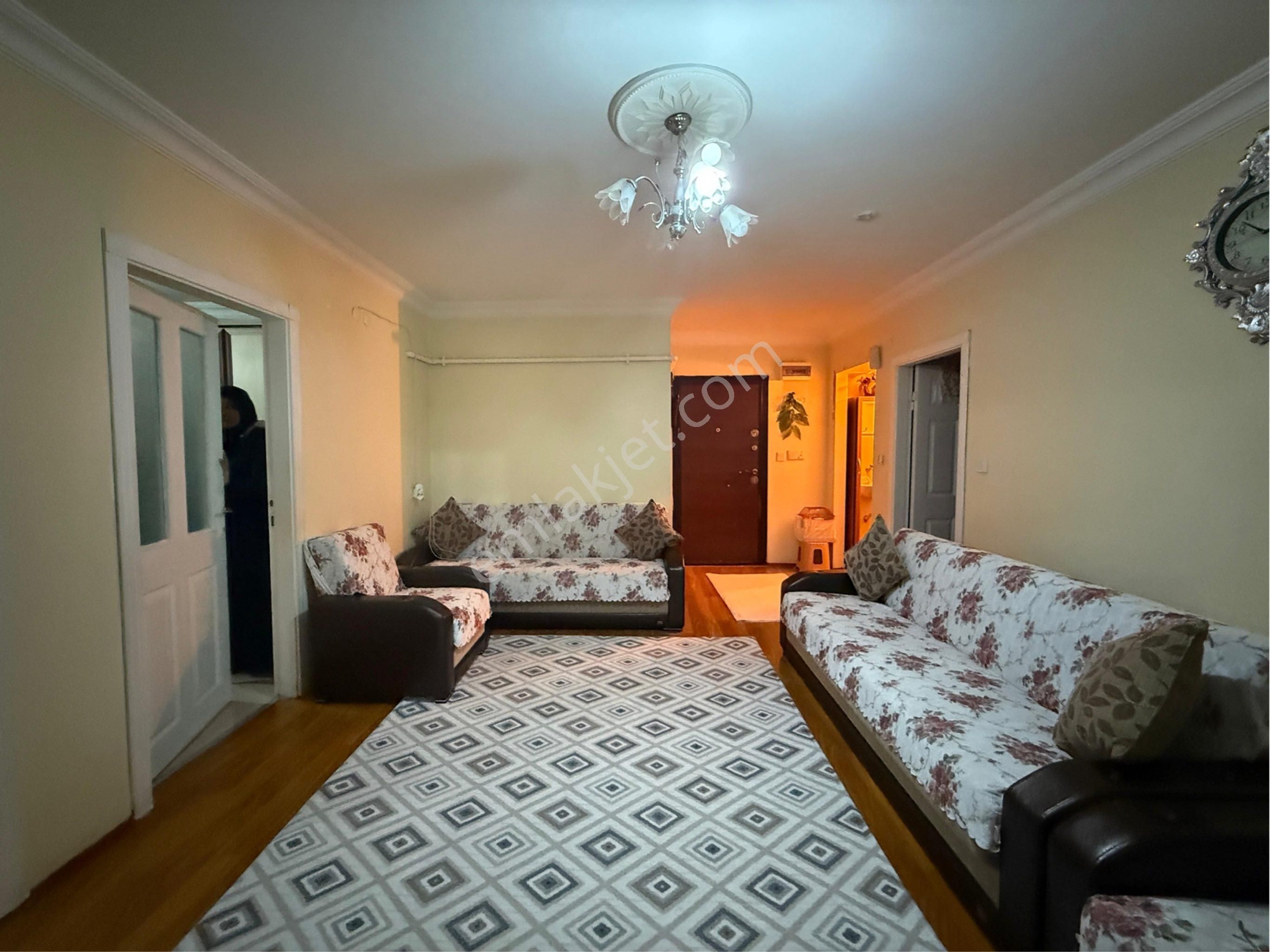 Öz Maşallah Dan Sakin Sokakta Geniş Şık 3+1daire Asansörlü İskanlı - Görsel 11