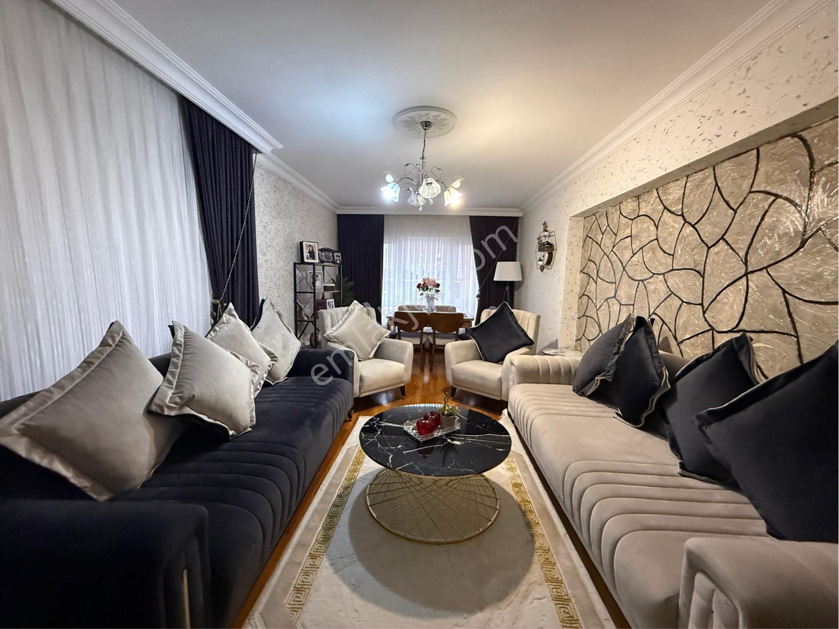 Öz Maşallah Dan Sakin Sokakta Geniş Şık 3+1daire Asansörlü İskanlı - Görsel 6