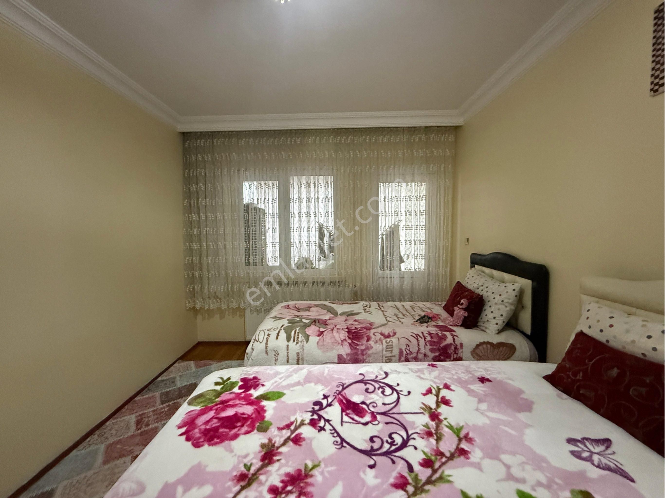 Öz Maşallah Dan Sakin Sokakta Geniş Şık 3+1daire Asansörlü İskanlı - Görsel 18