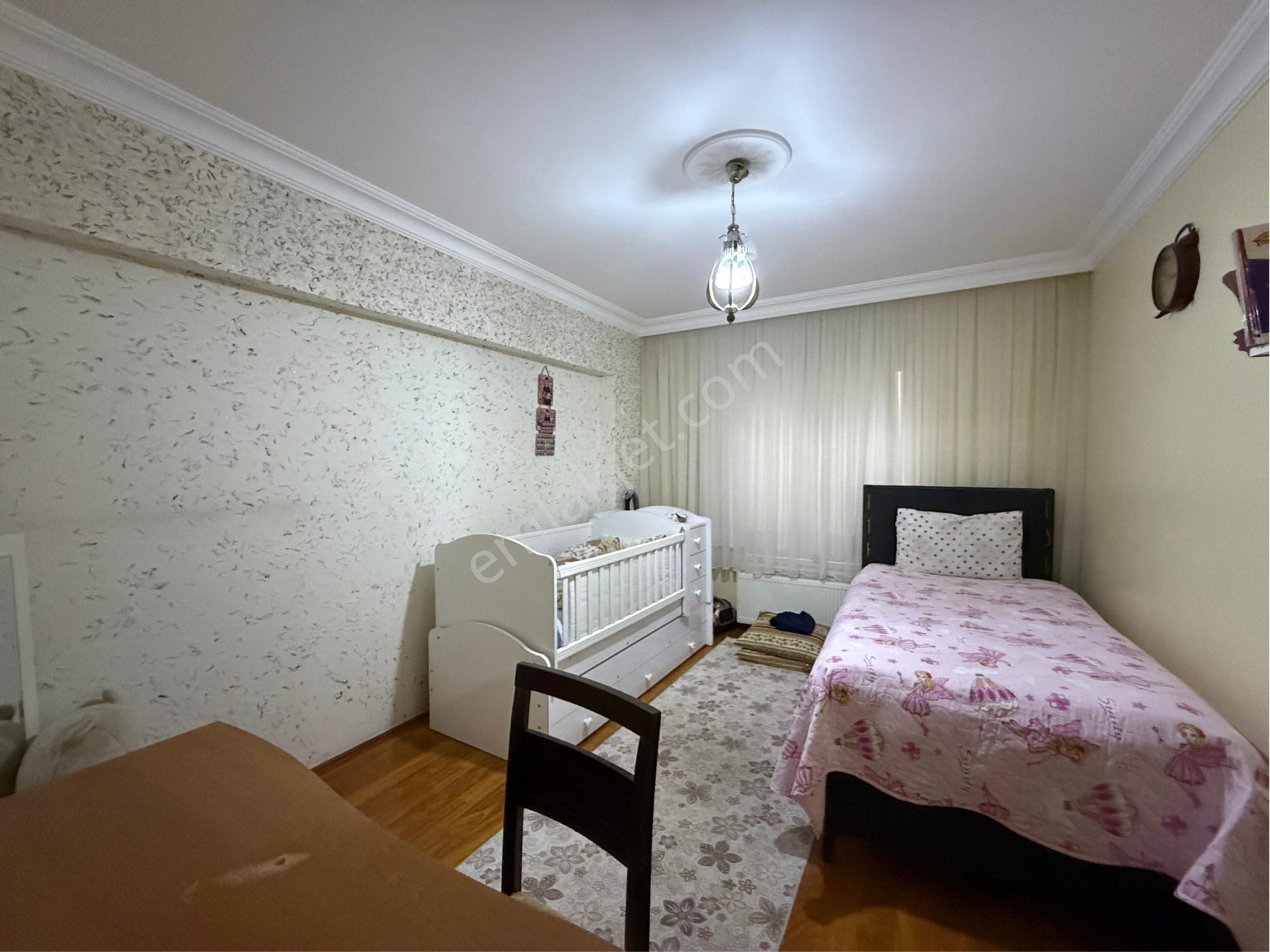 Öz Maşallah Dan Sakin Sokakta Geniş Şık 3+1daire Asansörlü İskanlı - Görsel 19