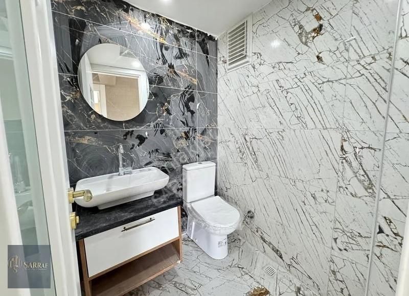 Sarraf Yapıdan Butik Sitede E-5 Dibinde Dekorlu 2+1 Daire - Görsel 31
