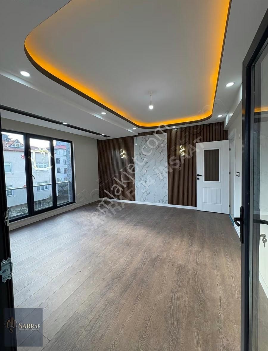 Sarraf Yapıdan Metrobüse Yakın Dekorlu 2+1 Arakat Daire