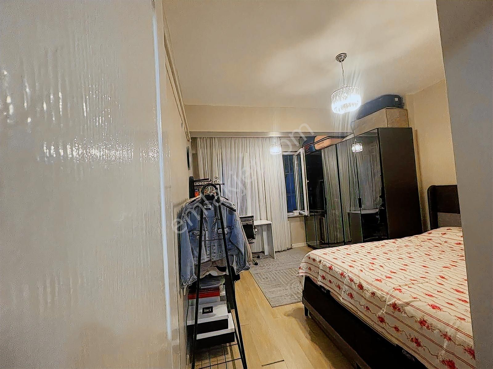 Ecem Emlaktan Silivrikapıda 13 Yıllık Binada Bahçe Katı - Görsel 16