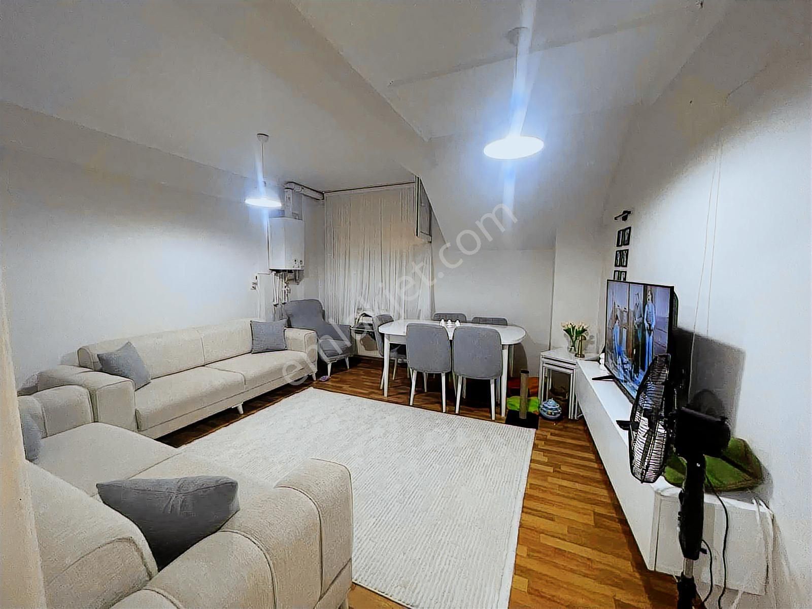 Ecem Emlaktan Silivrikapıda 13 Yıllık Binada Bahçe Katı