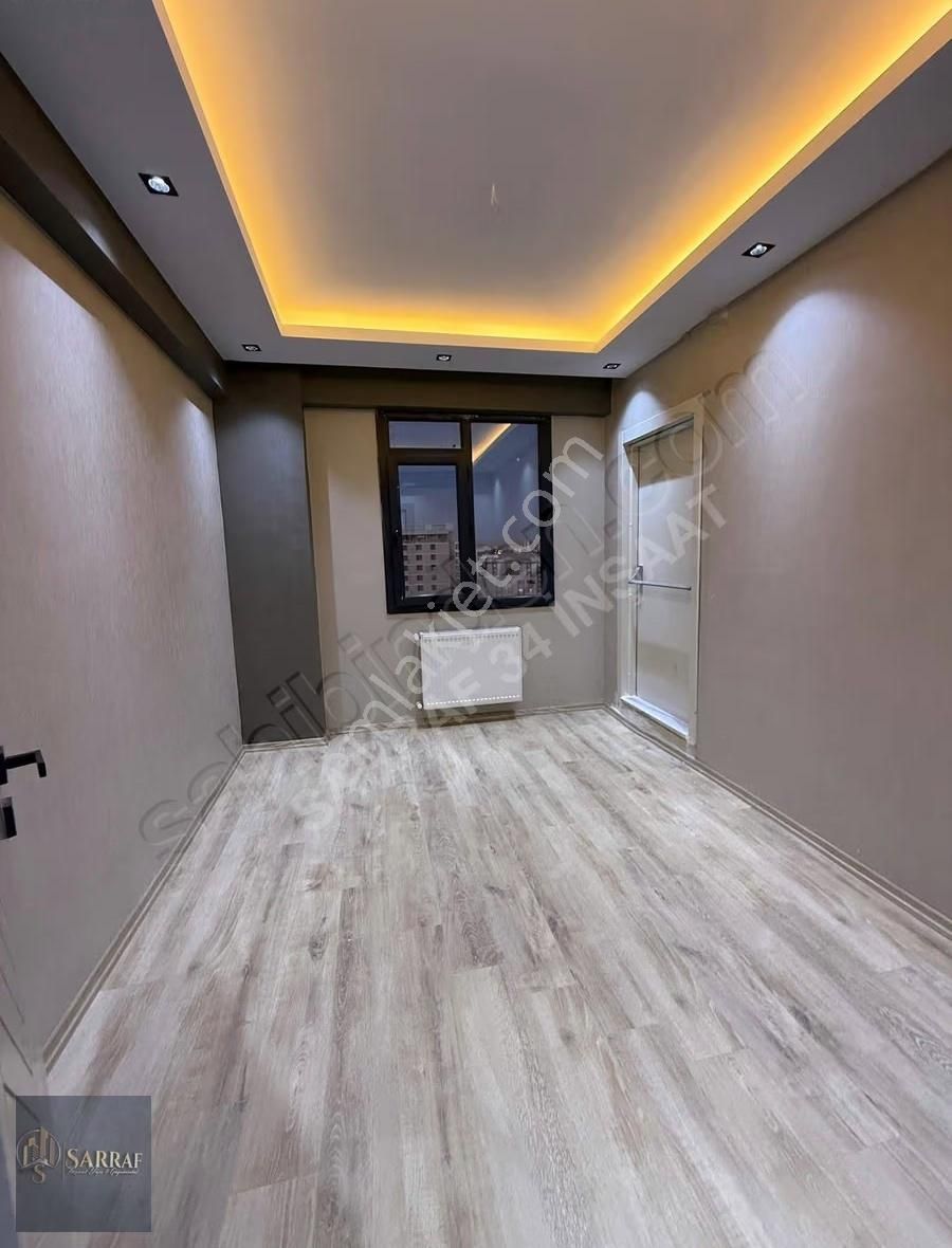 Sarraftan Beylikdüzü Cumhuriyette Site İçerisinde 2+1 Şık Daire - Görsel 8