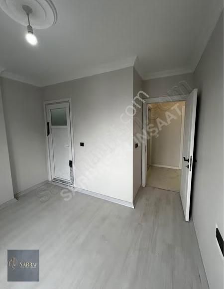 Sarraf Yapıdan Metrobüse Yakın Dekorlu Arakat 2+1 Daire