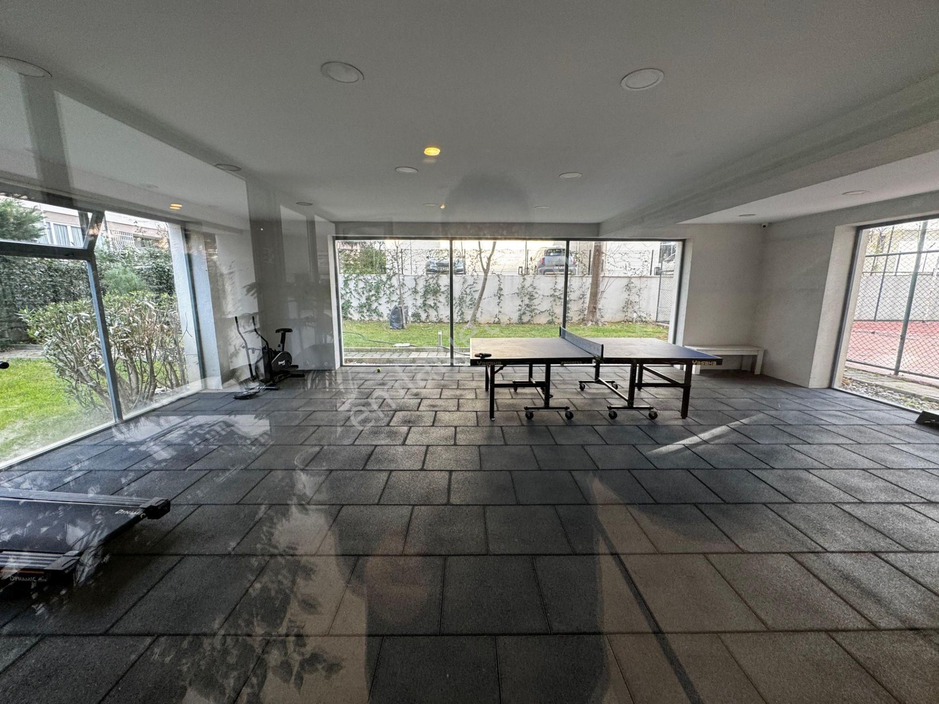 Ömerpaşa Da 10 Yıllık Havuzlu 80m2 Net İki Balkonlu 2+1 Boş İstanbul Kadıköy - Görsel 23