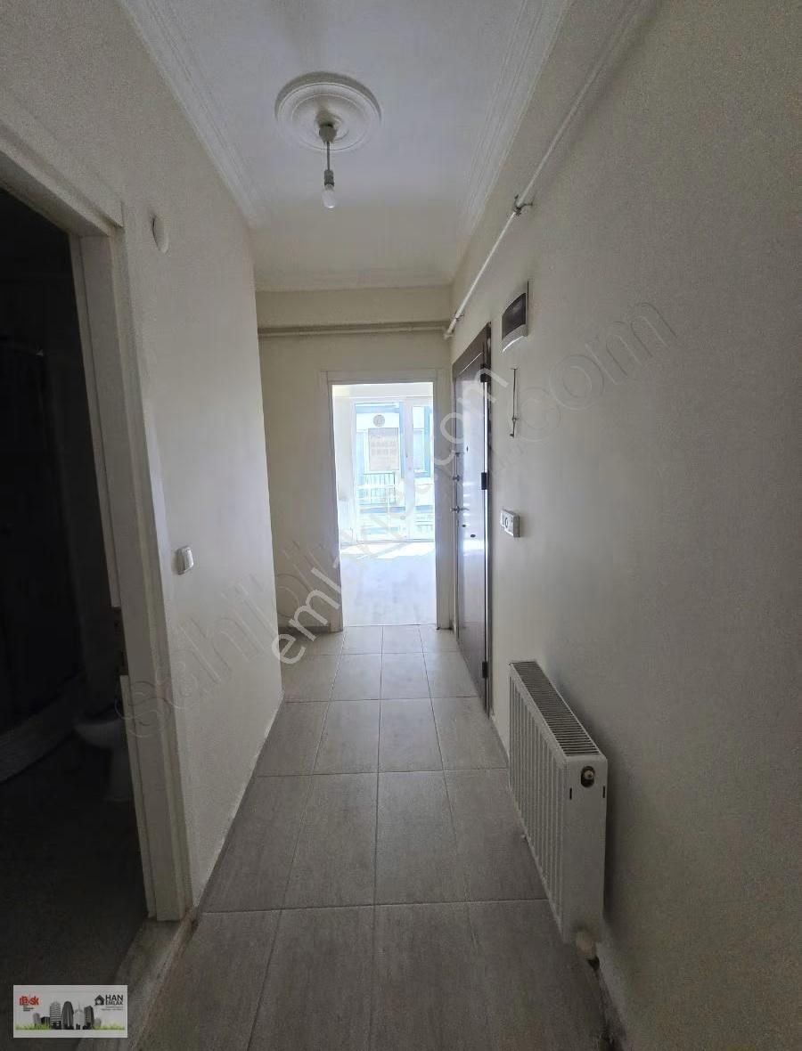 Barbaros Atatürk Cd. Yakınında Kiralık 1+1 Daire Han Emlak'tan - Görsel 3