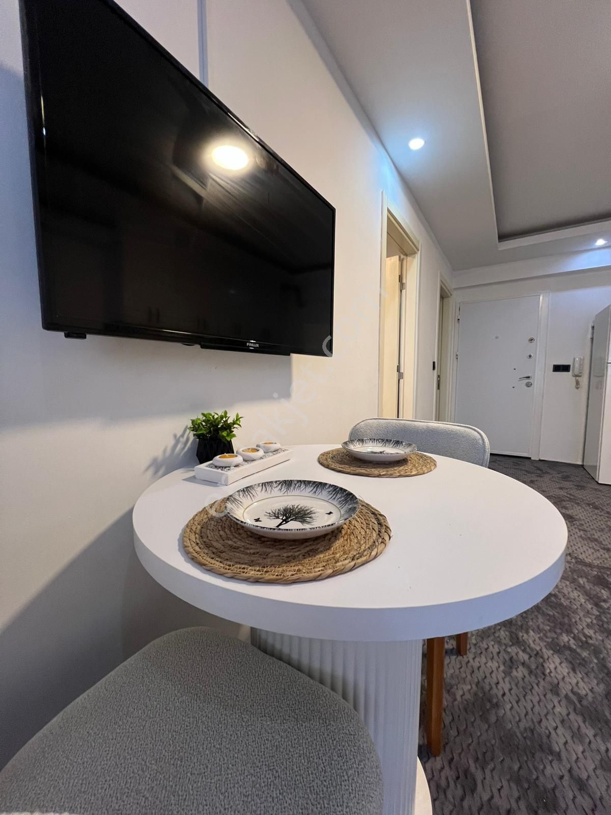 İlk Gelen Alır .. Balkonlu Geniş Lüx 2.kat Çınar’da Apart - Görsel 3