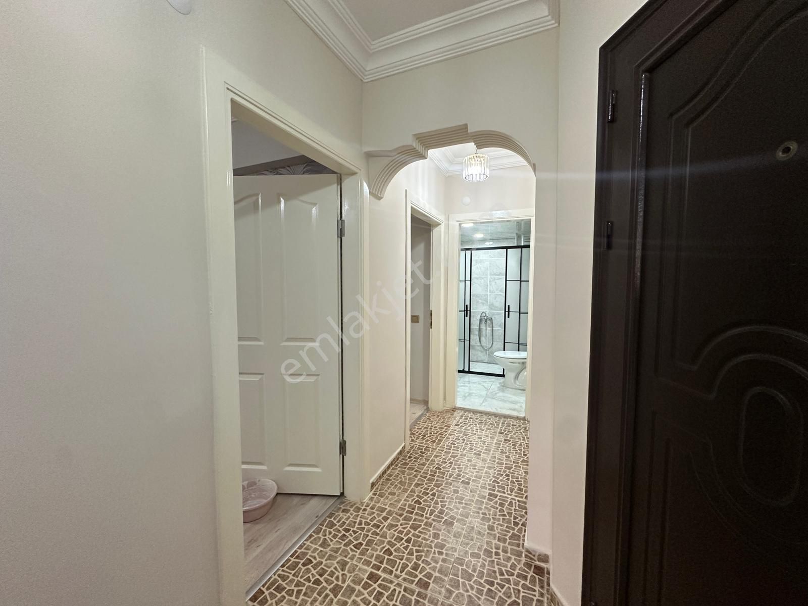 Tosmur'da Denize 150 Mt Ayrı Mutfaklı 2+1 Daire - Görsel 5