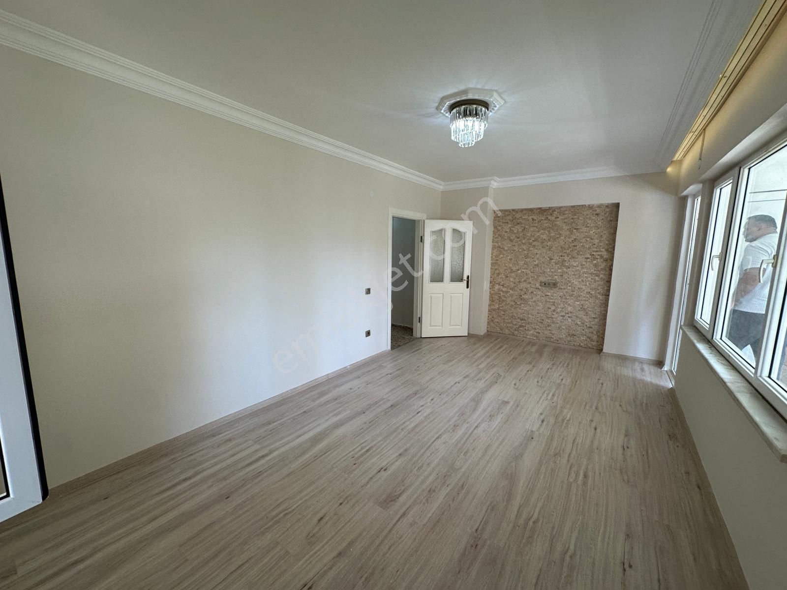 Tosmur'da Denize 150 Mt Ayrı Mutfaklı 2+1 Daire - Görsel 17