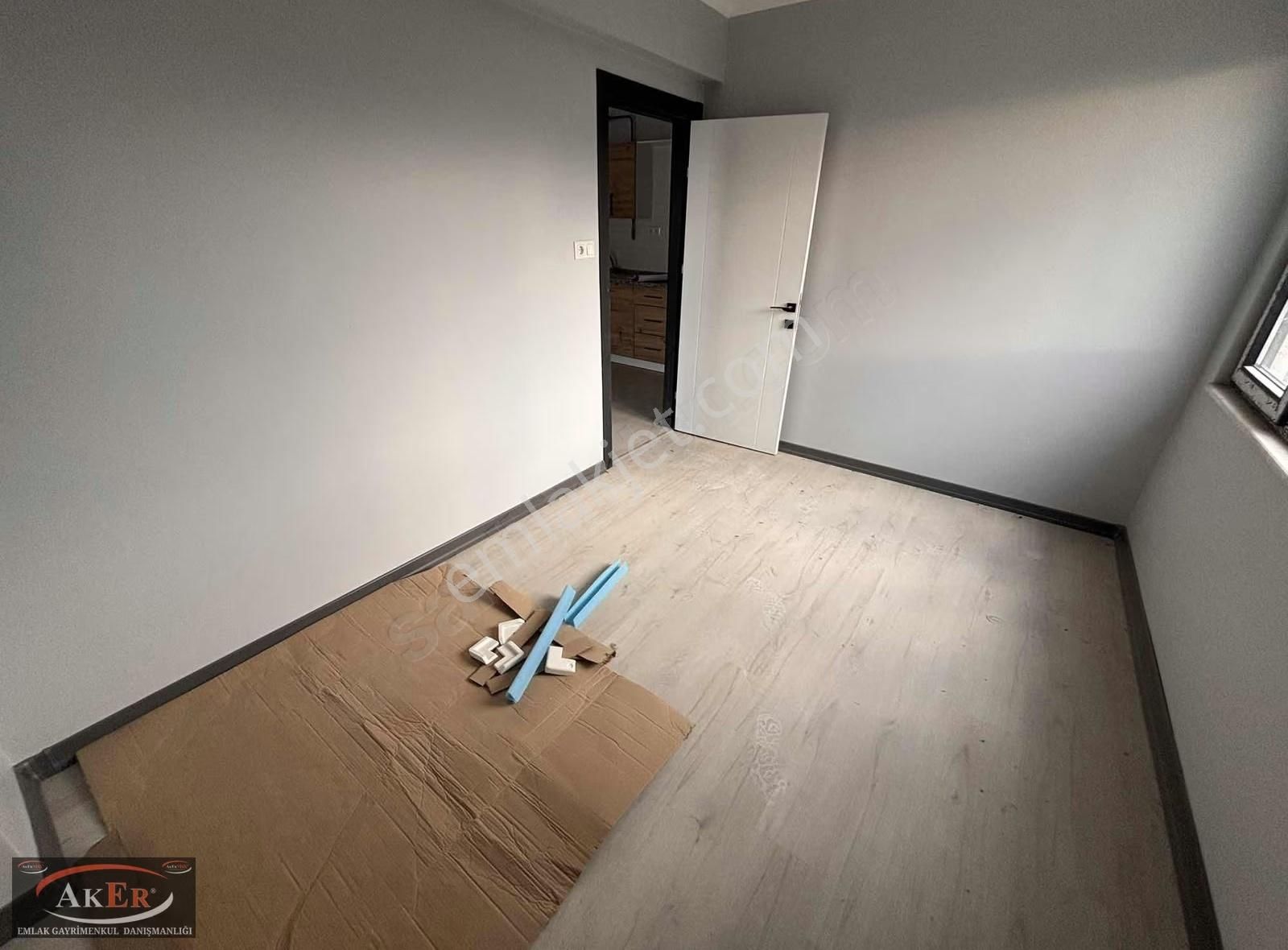 Adliye Arkası Ön Cephe Sıfır İskanlı 1+1 Daire - Görsel 3
