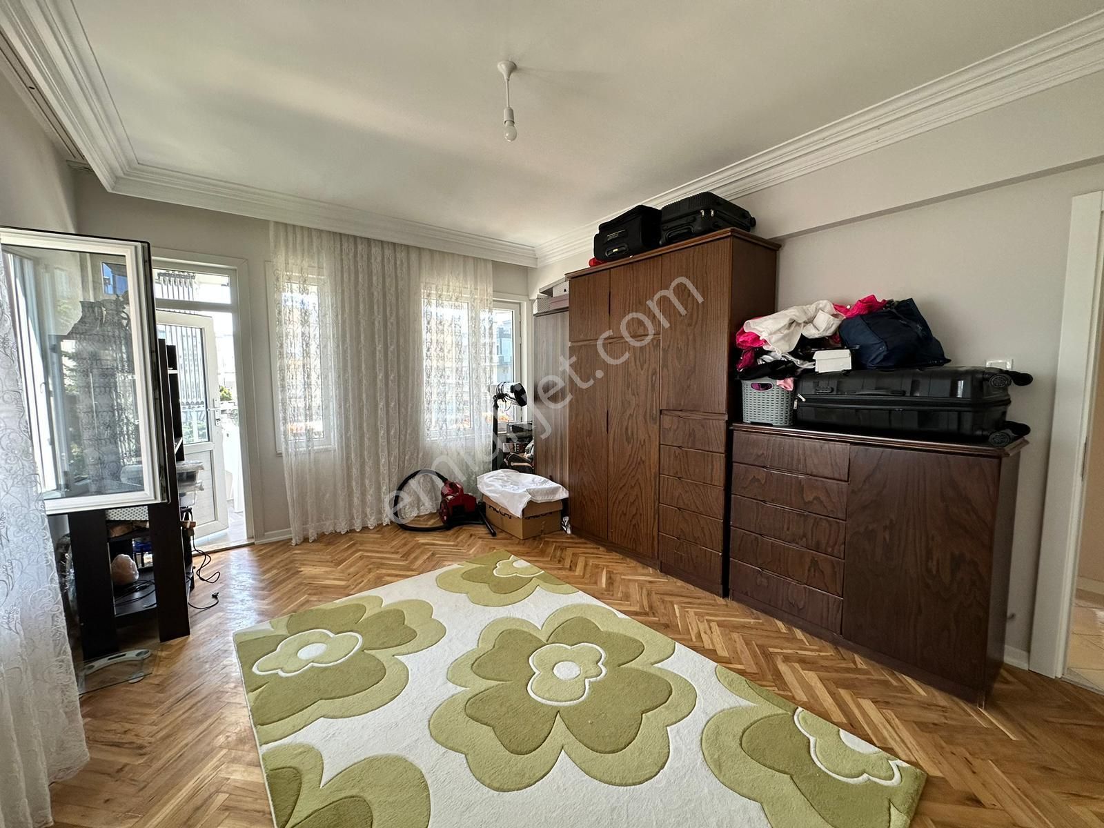 Denize 100 Mt. Mesafede İçi Yapılı Ebeveyn Banyolu Arakat 3+1 - Görsel 15