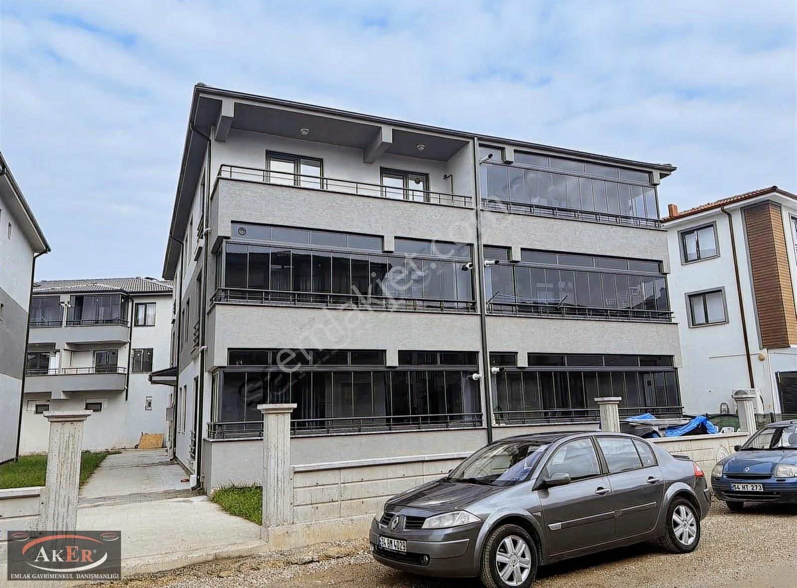 Ömerciklerde 2+1 İskanlı 3. Kat Ön Cephe Satılık Daire - Görsel 7