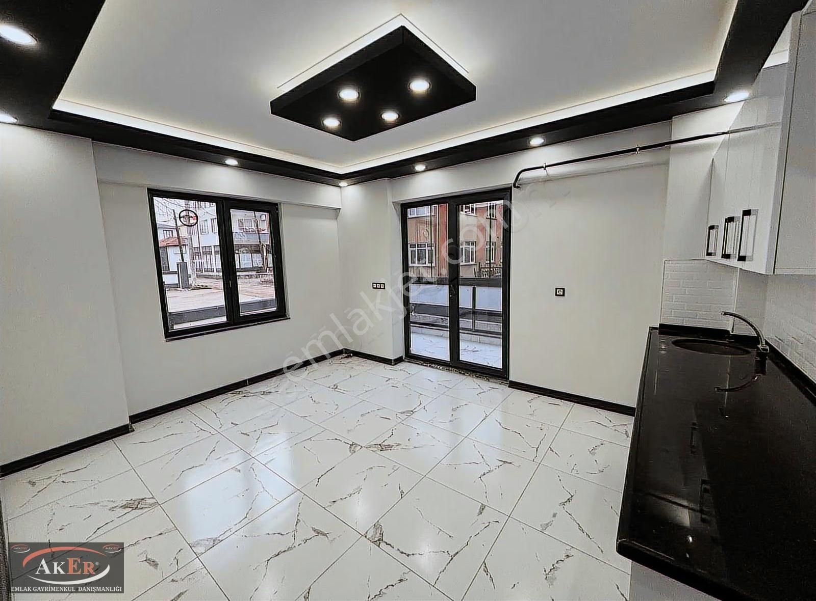 Yeni Camiye 200m Mesafede 2+0 İskanlı Yüksek Giriş Satılık Daire