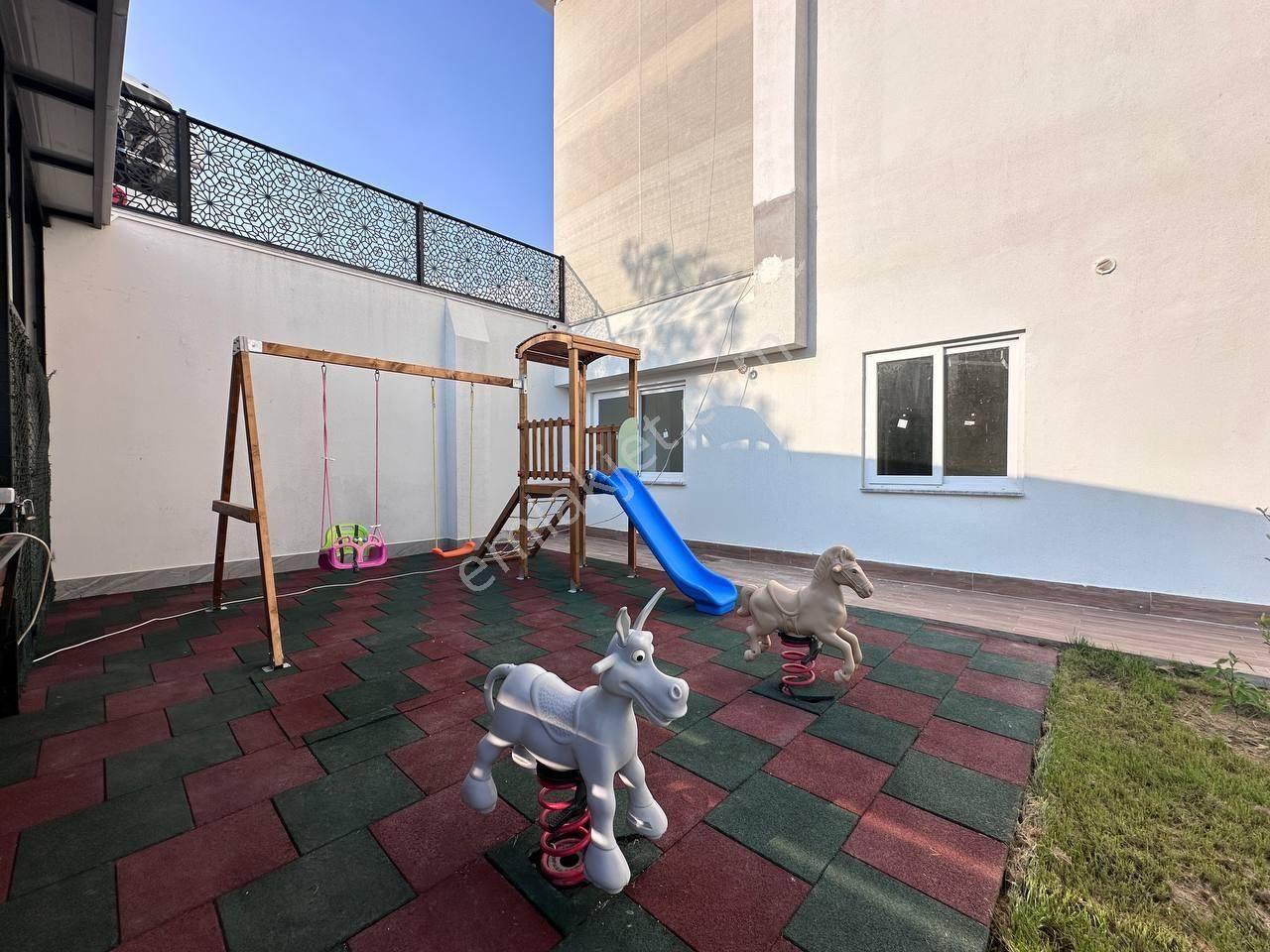 Mahmutlar'da Deniz Ve Kale Manzaralı Full Aktiviteli 1+1 Daire - Görsel 28