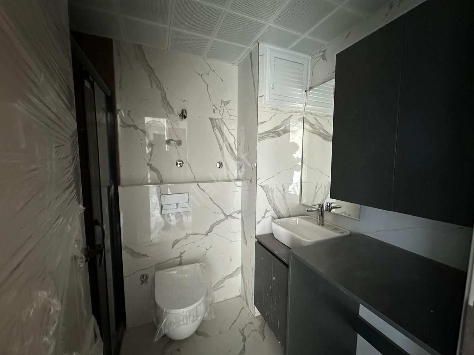 Mahmutlar'da Deniz Ve Kale Manzaralı Full Aktiviteli 1+1 Daire - Görsel 6