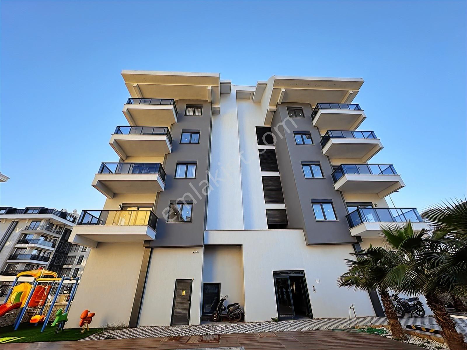 Kargıcak'da Denize 250 Mt Site İçi Satılık 1+1 Daire - Görsel 13