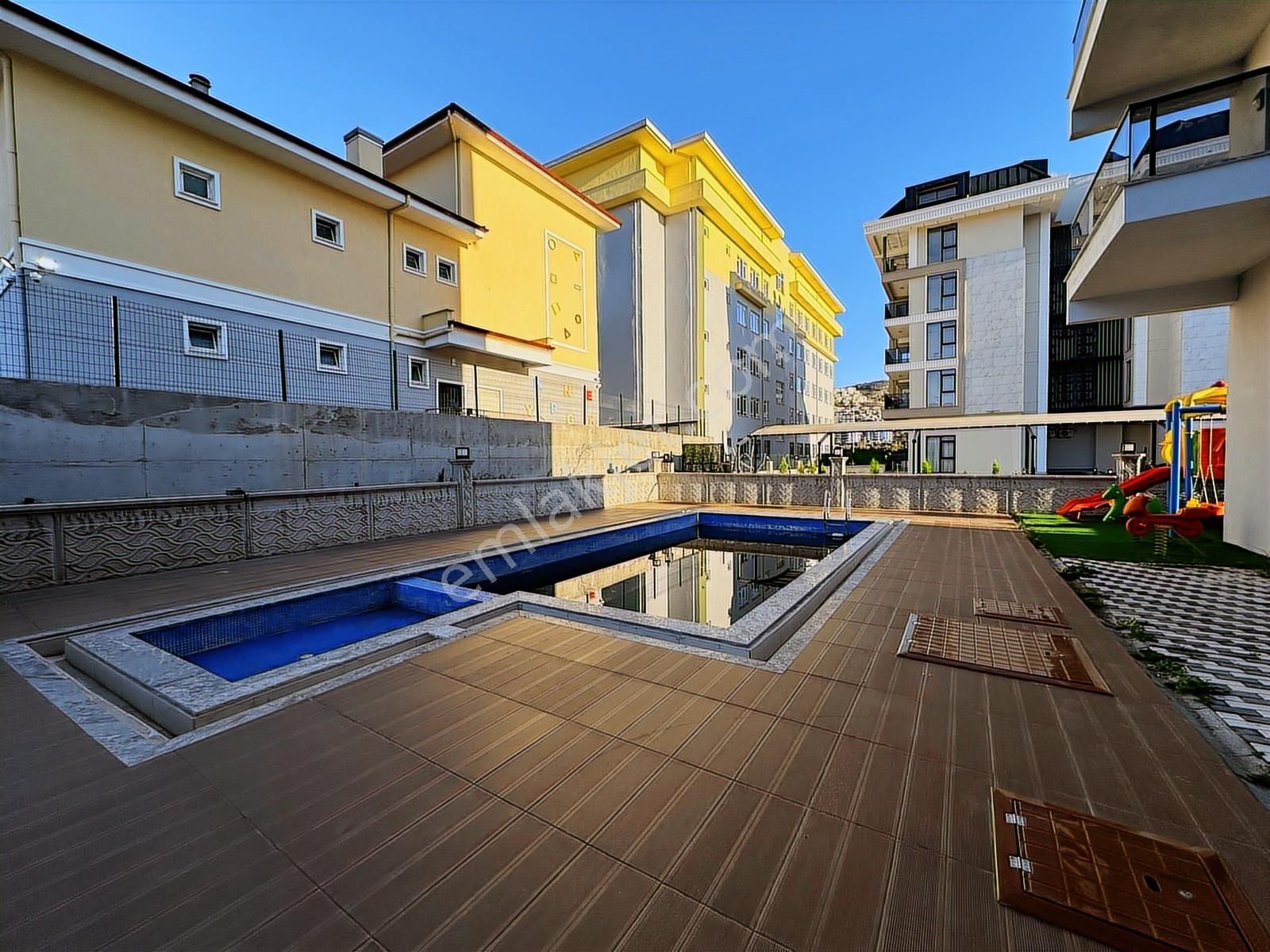 Kargıcak'da Denize 250 Mt Site İçi Satılık 1+1 Daire - Görsel 4