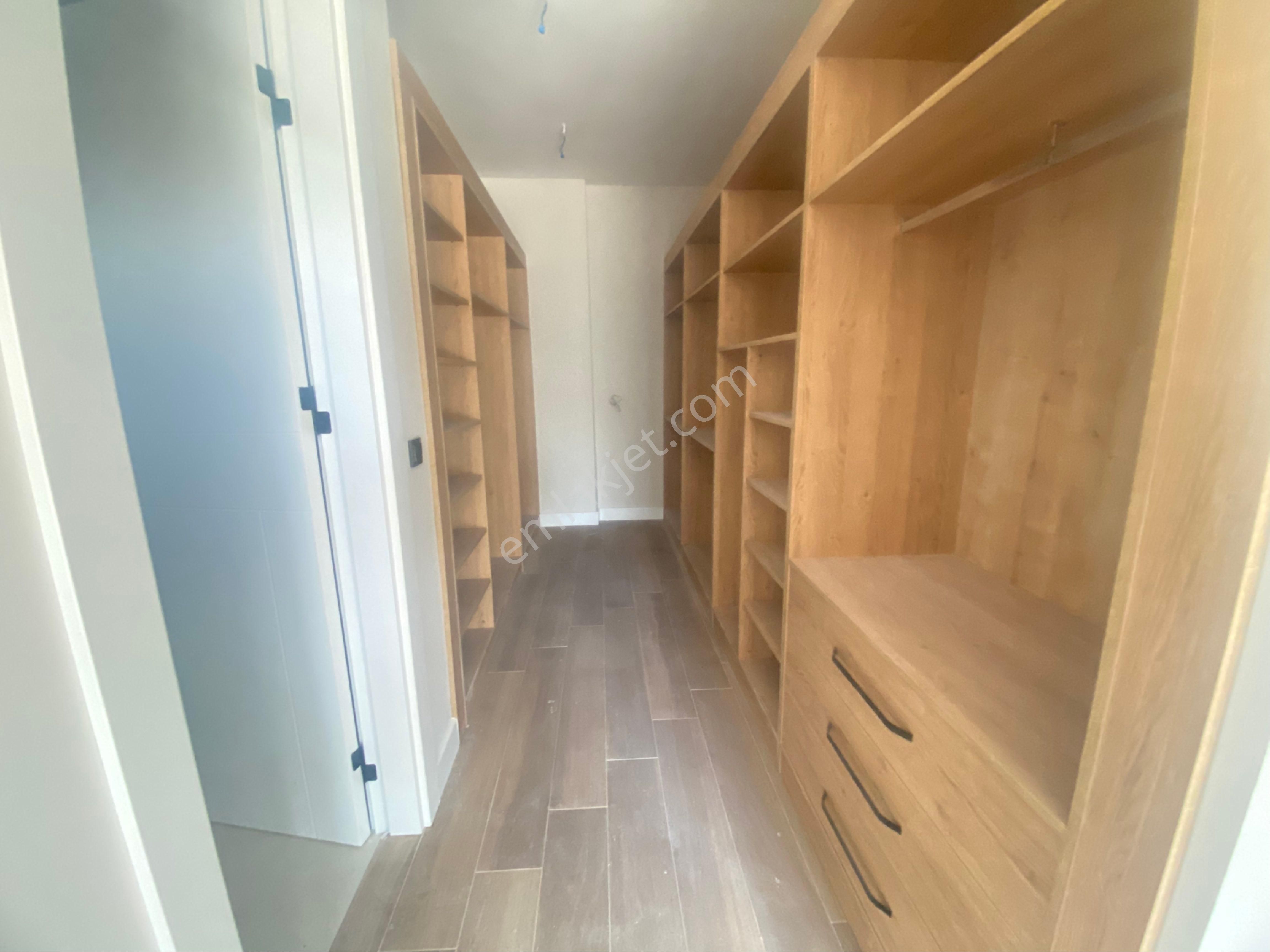 Yüksek Krediye Uygun Otonomi Yakını 4.5+1 Arakatta 211m2 Daire - Görsel 13