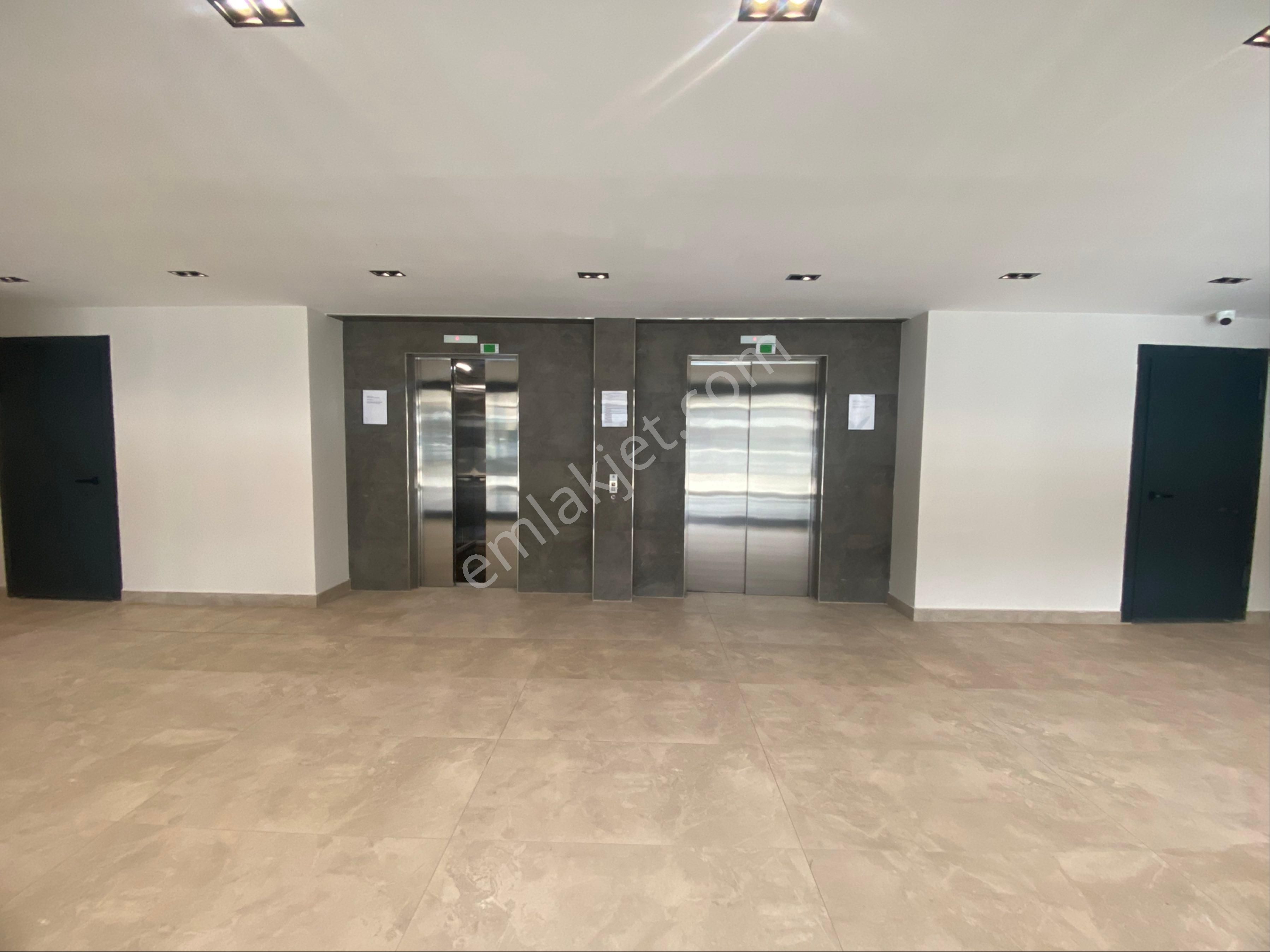 Yüksek Krediye Uygun Otonomi Yakını 4.5+1 Arakatta 211m2 Daire - Görsel 29