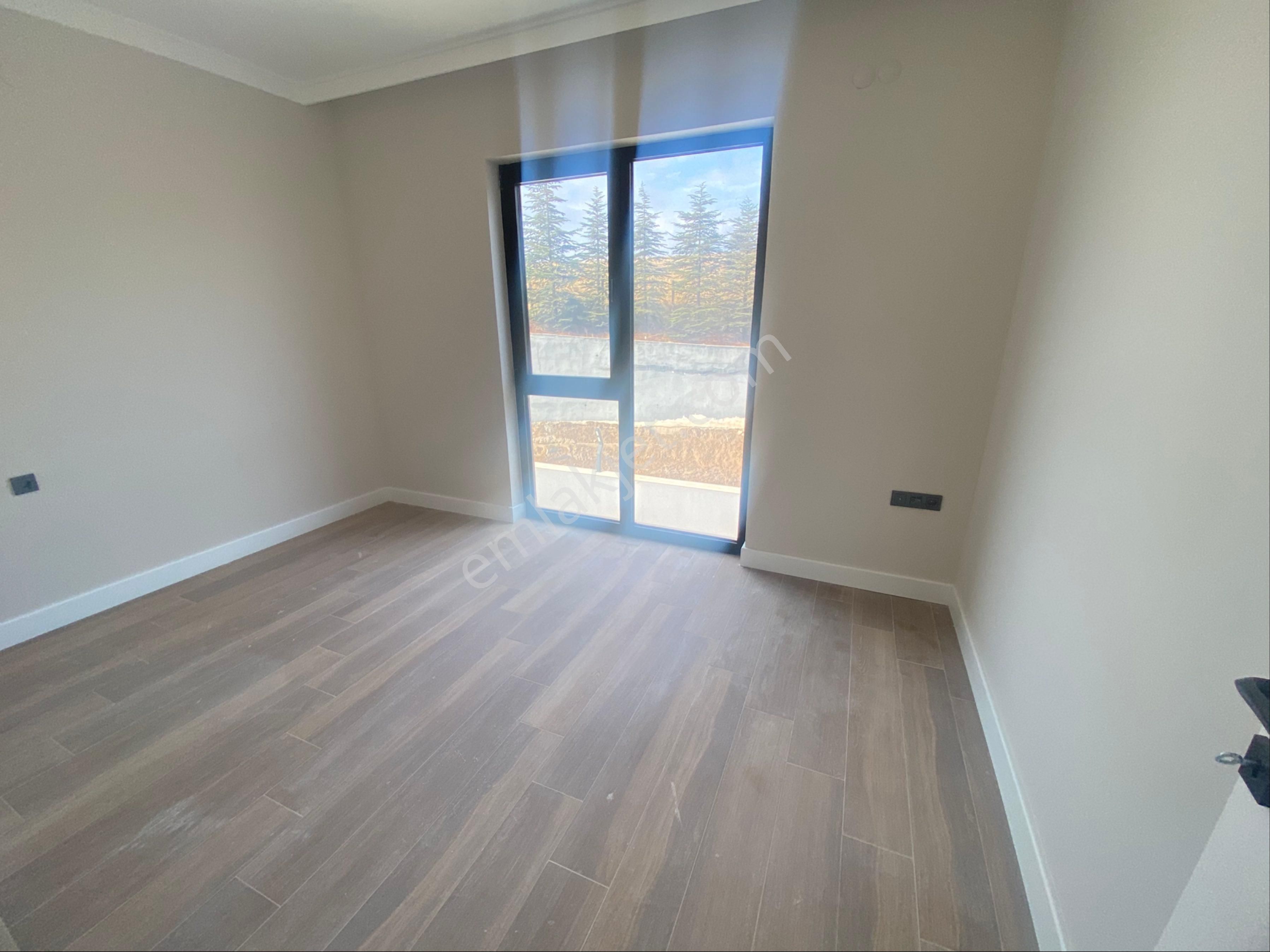 Yüksek Krediye Uygun Otonomi Yakını 4.5+1 Arakatta 211m2 Daire - Görsel 12