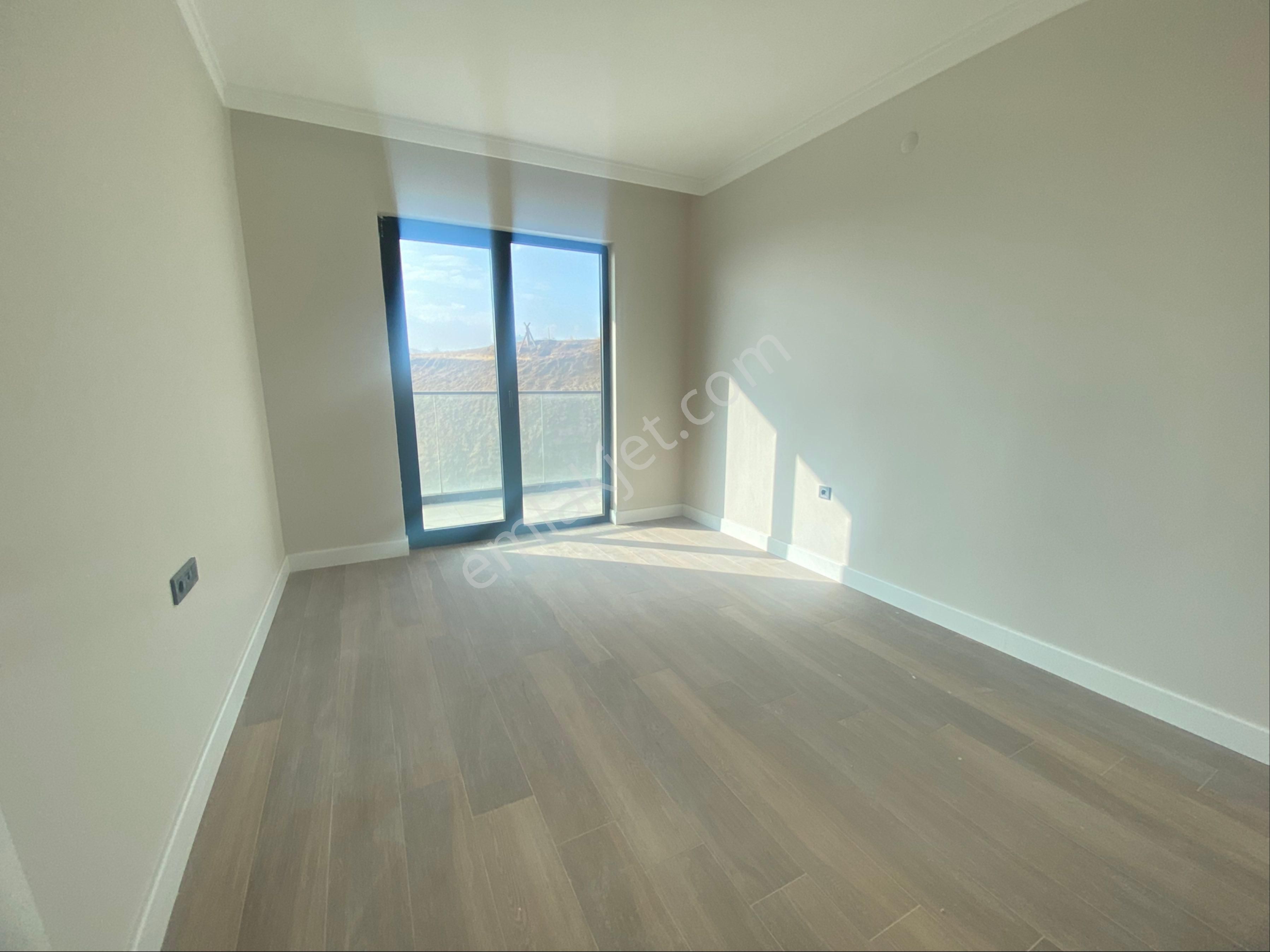 Yüksek Krediye Uygun Otonomi Yakını 4.5+1 Arakatta 211m2 Daire - Görsel 18