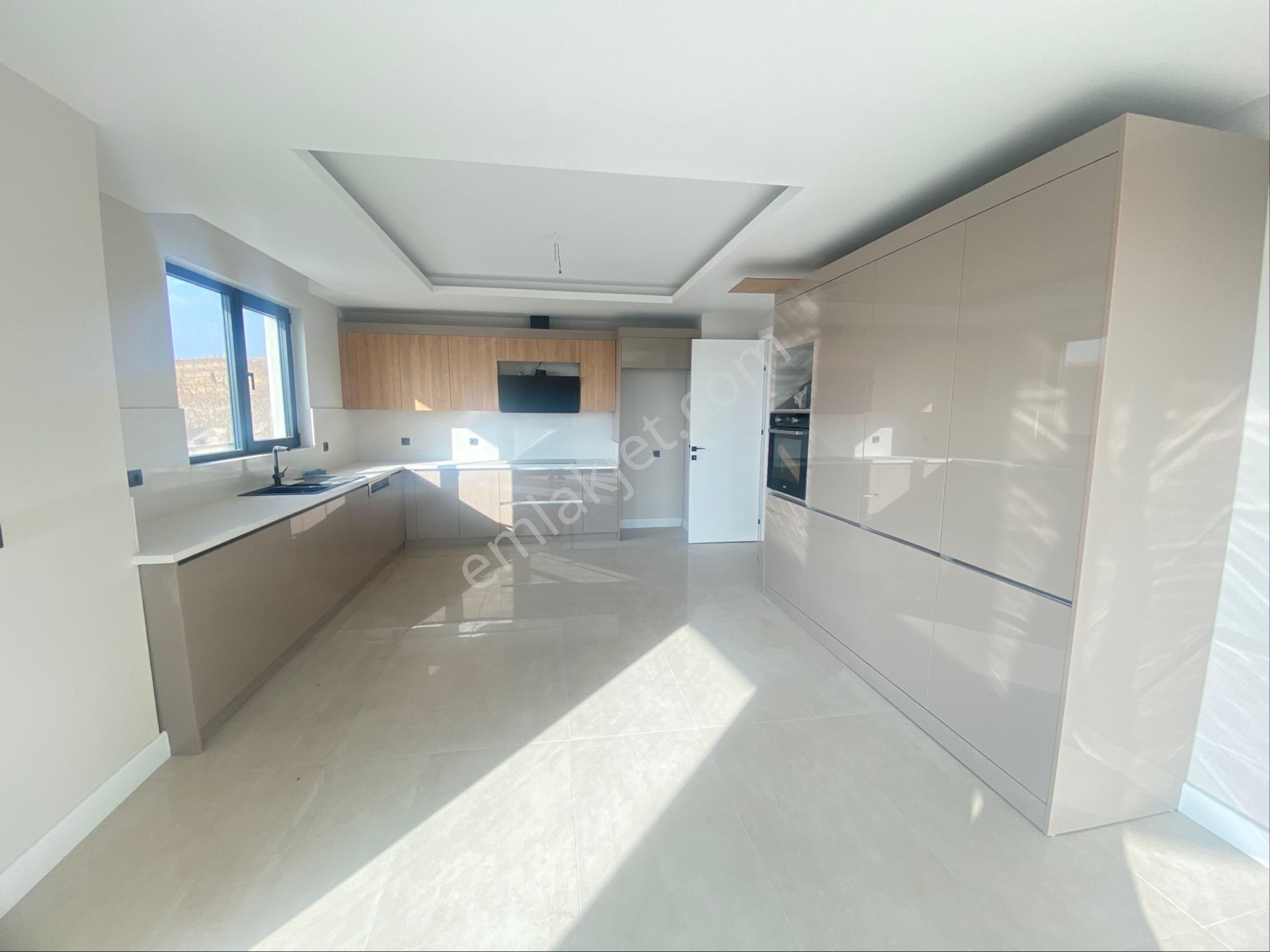 Yüksek Krediye Uygun Otonomi Yakını 4.5+1 Arakatta 211m2 Daire - Görsel 5