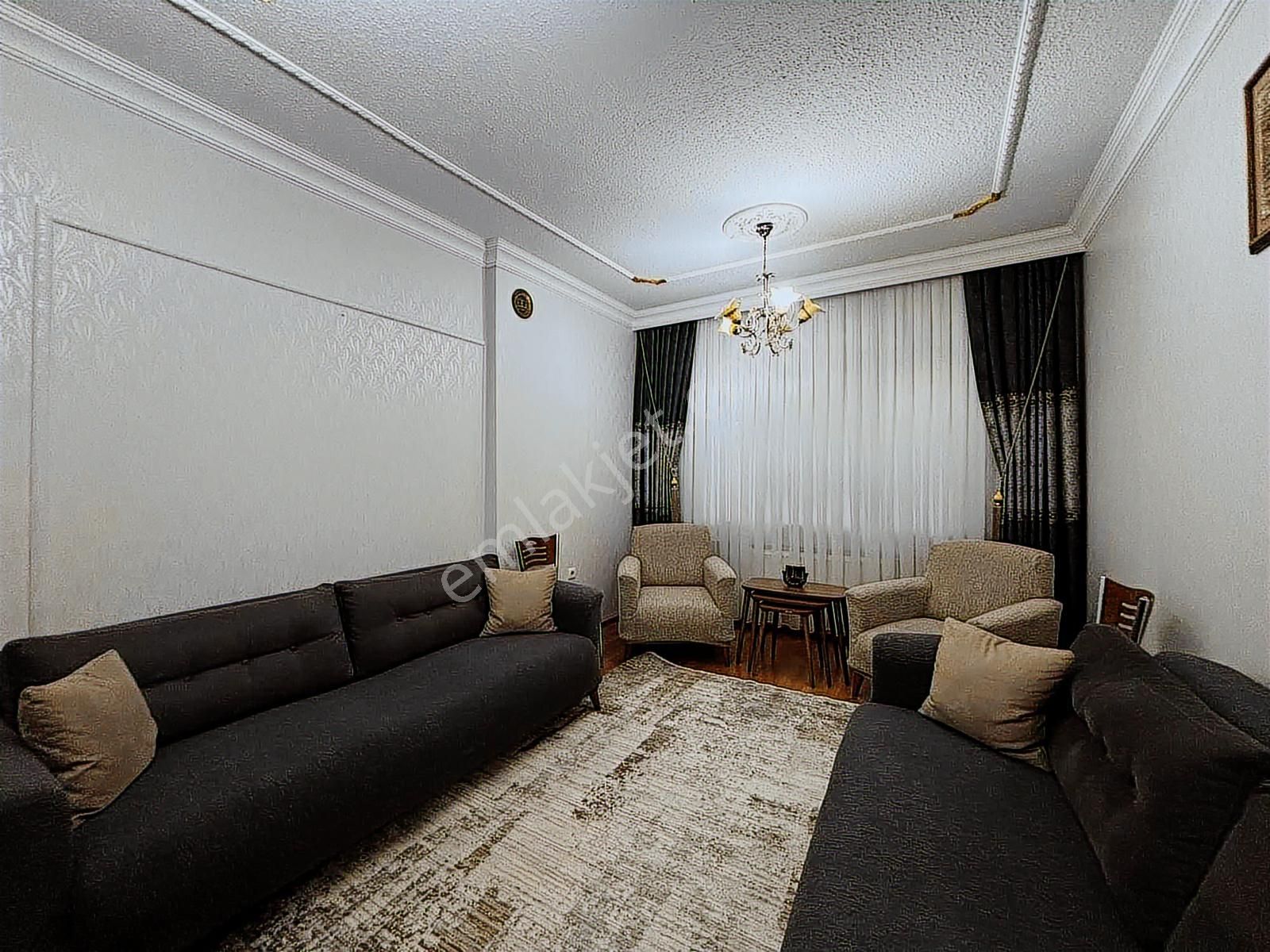 Çbn Gayrimenkul'den Serinevler'de Bakımlı Fırsat 2+1 Daire !!!