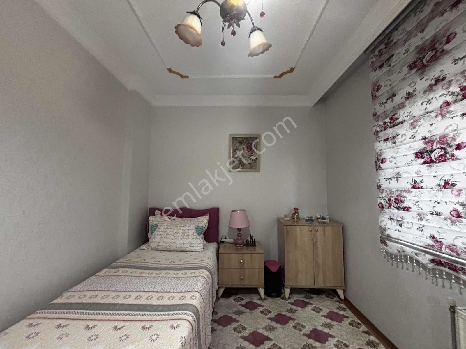 Çbn Gayrimenkul'den Serinevler'de Bakımlı Fırsat 2+1 Daire !!! - Görsel 9