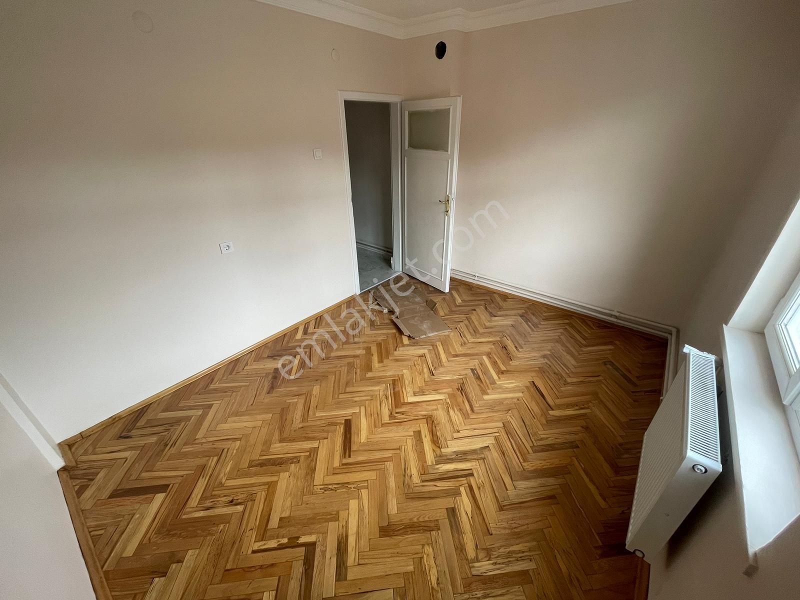 Hakan'dan Aşağıeğlence'de Full Yapılı, 3+1 ,ara Kat, Ön Cephe - Görsel 5