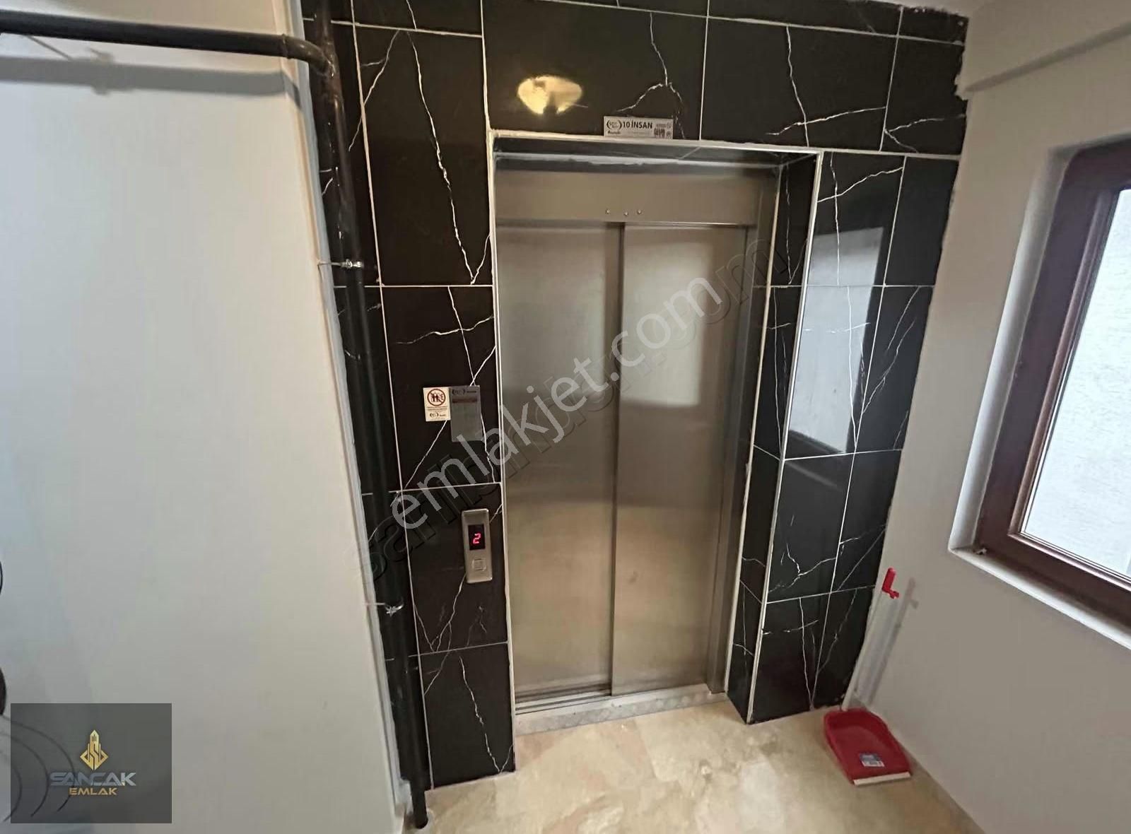 Sancak Emlak'tan Burhaniye Hürriyet Mahallesinde Kiralık Daire - Görsel 8