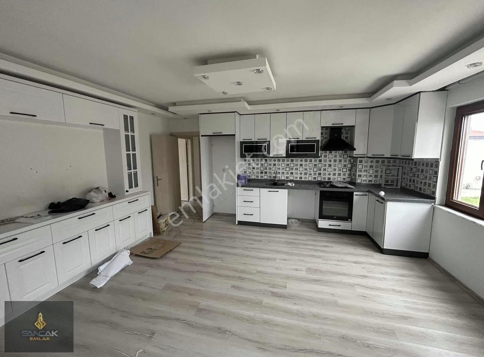 Sancak Emlak'tan Burhaniye Hürriyet Mahallesinde Kiralık Daire - Görsel 7