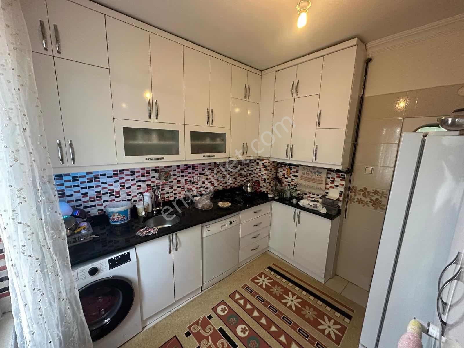 Cumhuriyet Mahallesinde 3+1 Cadde Üzeri Doğalgazlı 1. Kat - Görsel 8