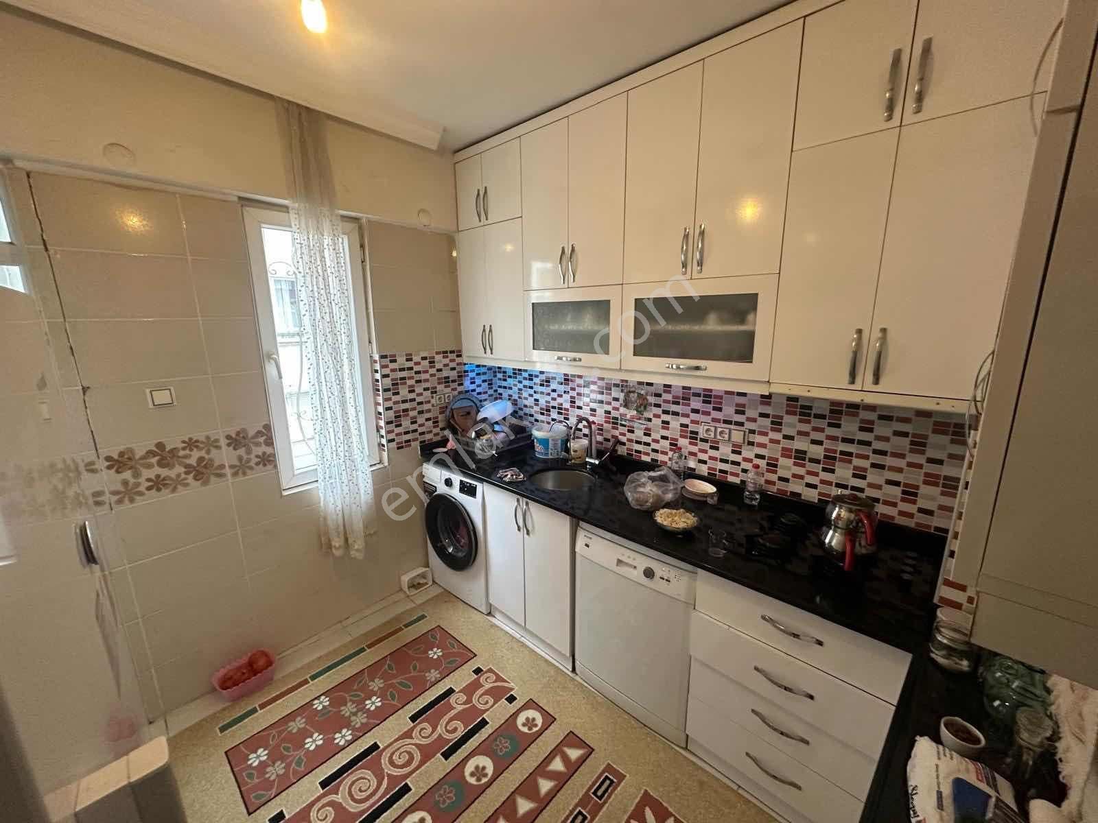 Cumhuriyet Mahallesinde 3+1 Cadde Üzeri Doğalgazlı 1. Kat - Görsel 19