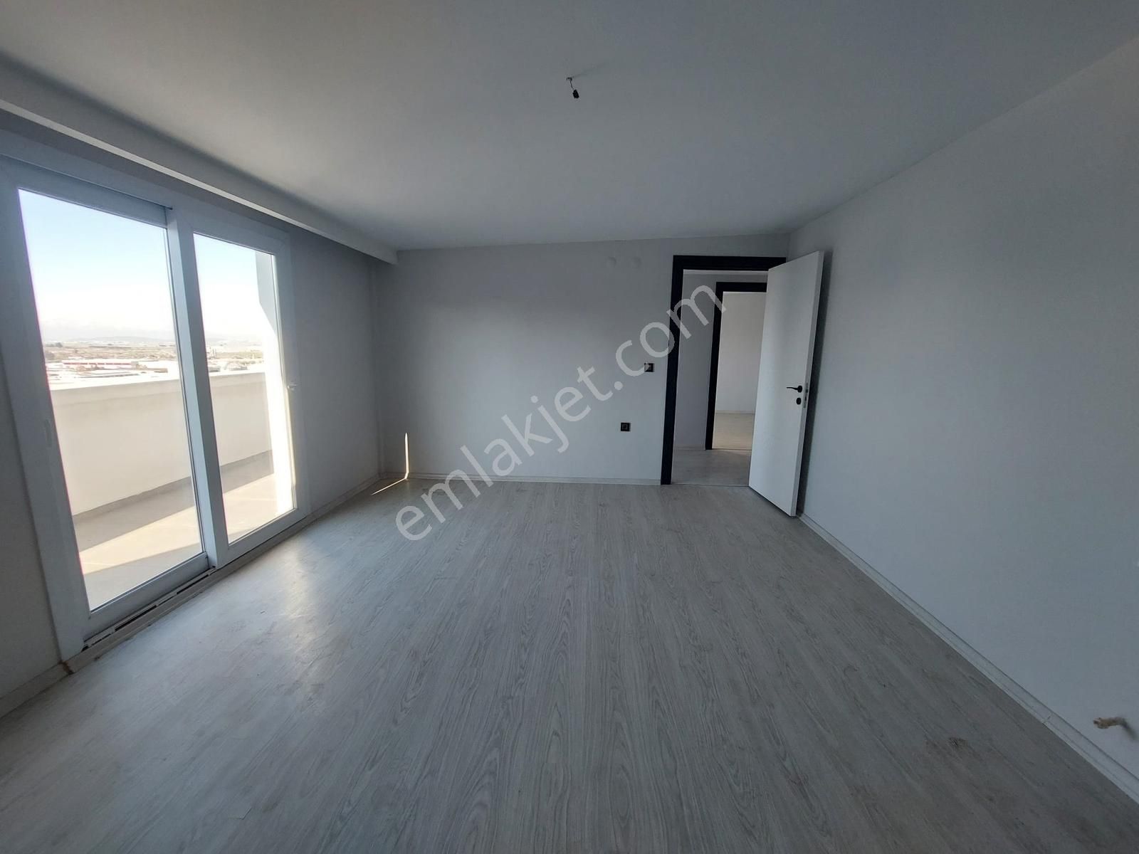 Menemen Irmak Mah.uygun Havuzlu Sitede 4+1 Satılık Dubleks Daire - Görsel 11