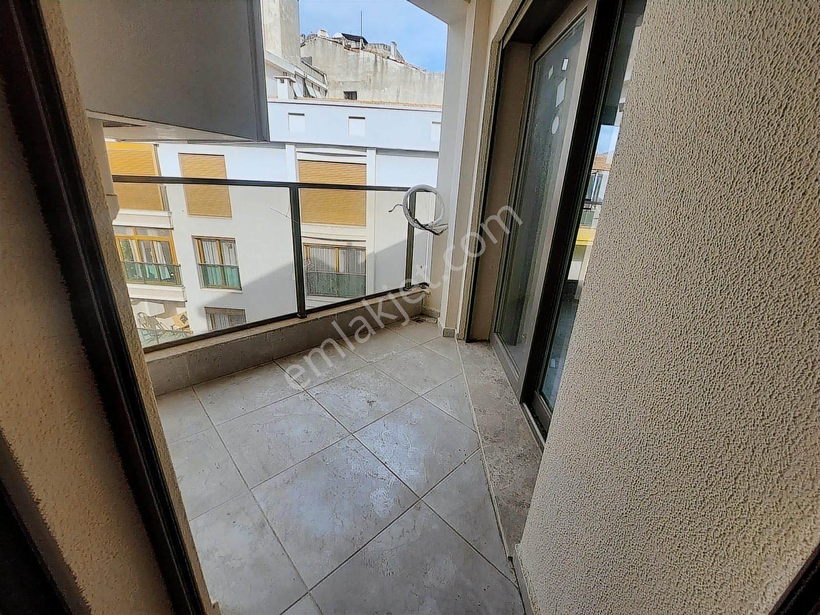 Karşıyaka Alaybey Çarşıda Satılık 3+1 Dubleks Daire - Görsel 7